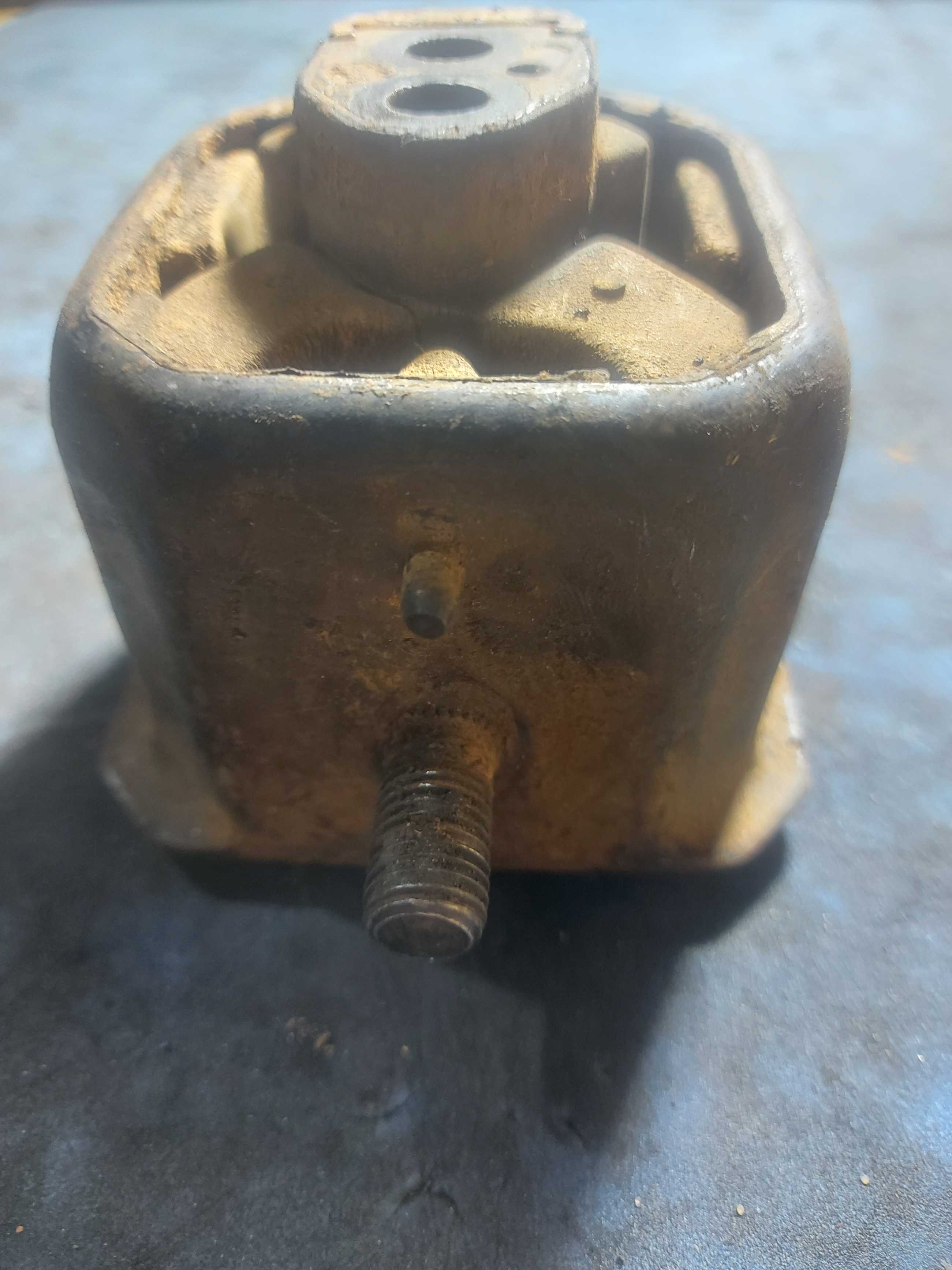 Coxim Motor Lado Esquerdo Kombi 1.4/gol At 2006 2014