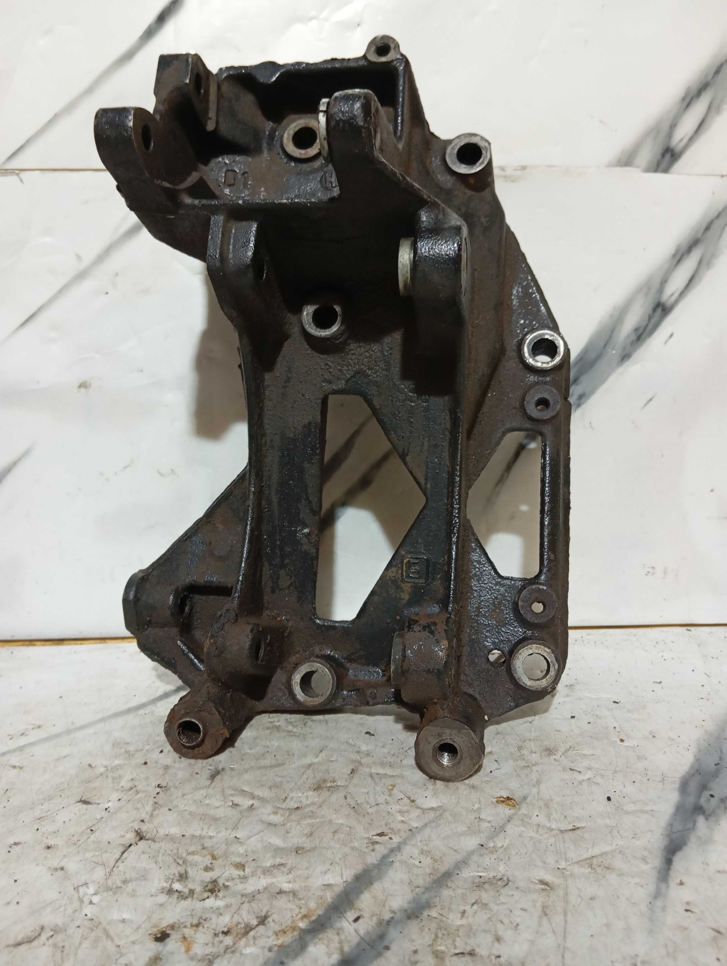 Suporte Do Compressor De Ar Condicionado Peugeot 307 2005