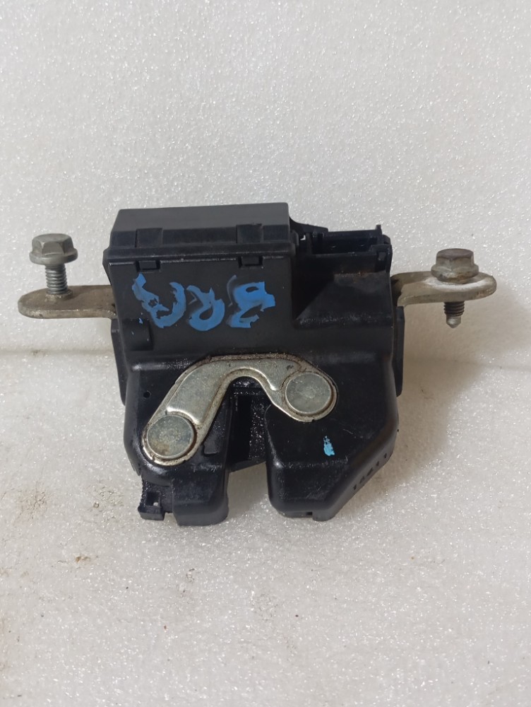 Fechadura Tampa Traseiro Porta P Fiat Idea Punto 2013 A 2017