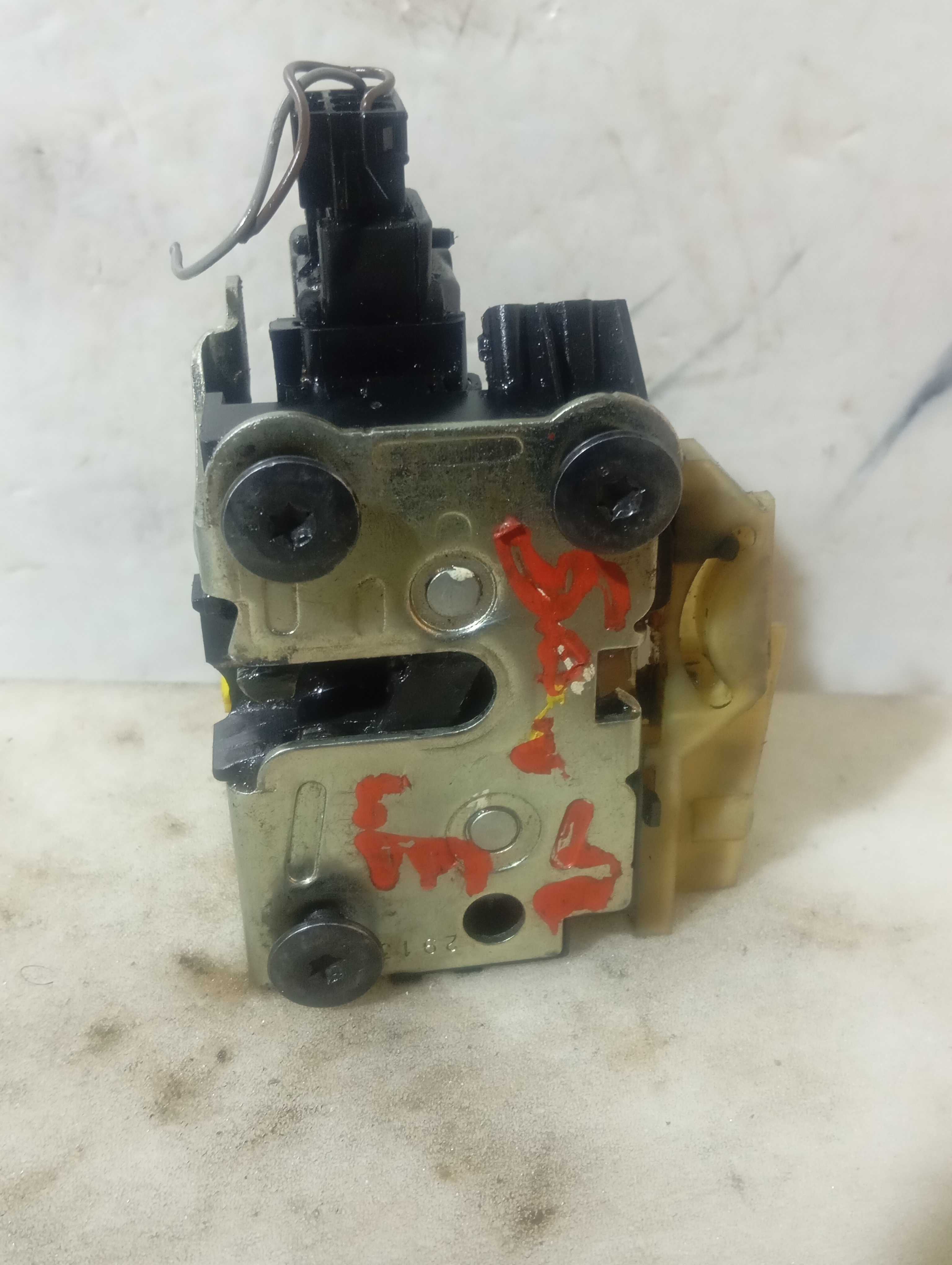 Fechadura Porta Renault Sandero Traseira Direita 2012