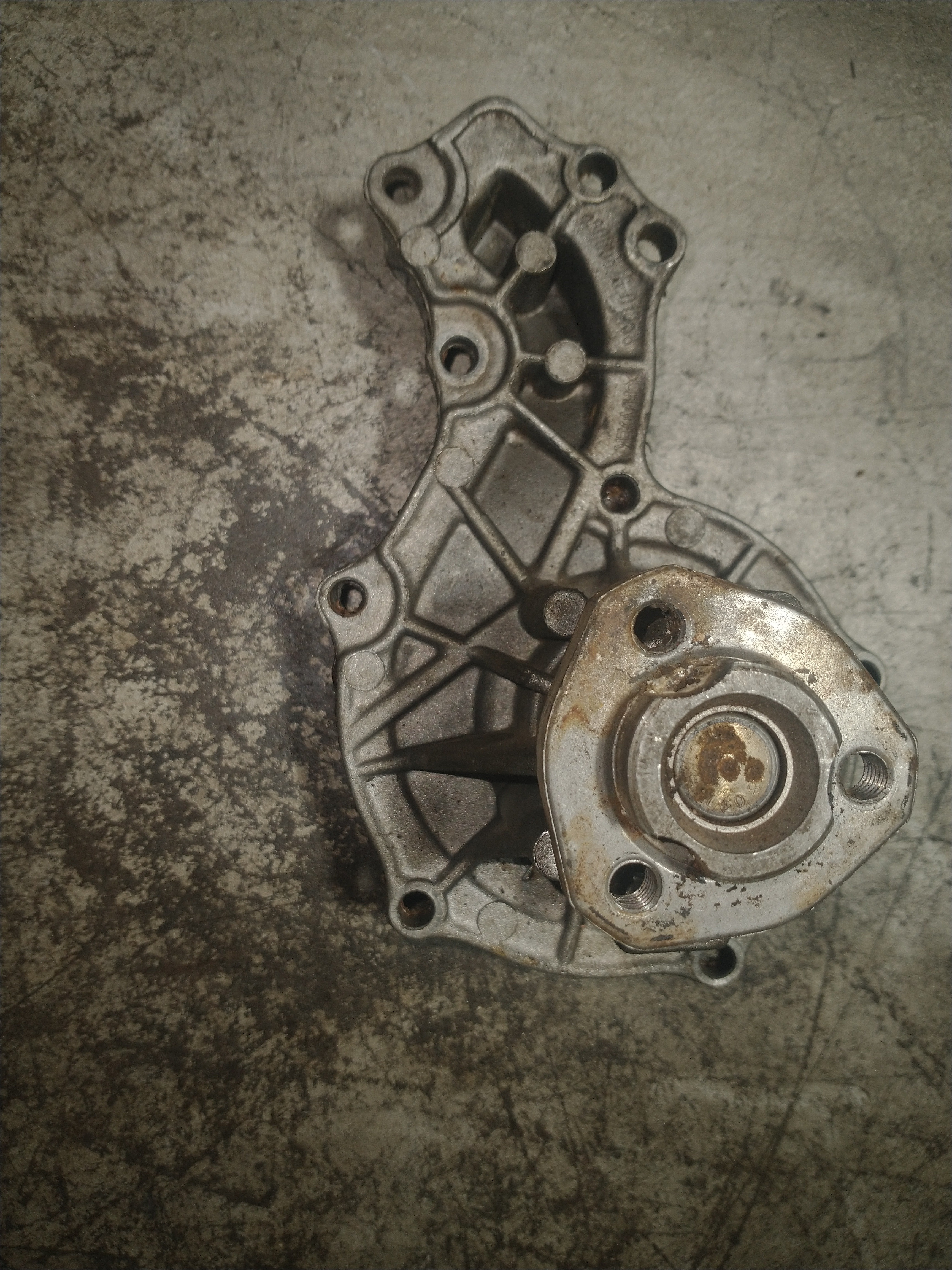 Bomba De Agua Gol Parati Saveiro 1.6 1.8 2.0 1995 2008