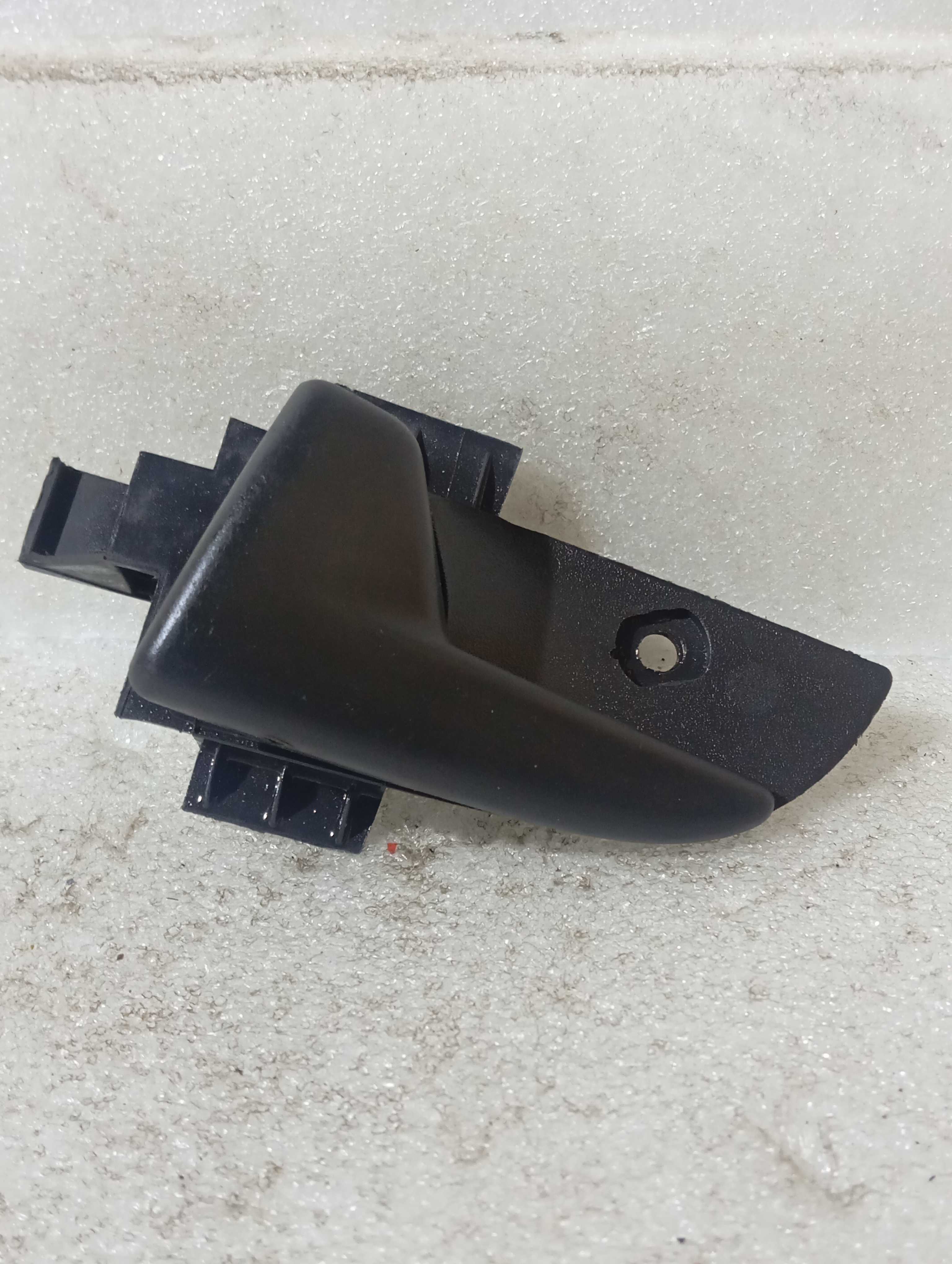 Maçaneta interna esquerdo lado gm celta prisma 2007 a 2014