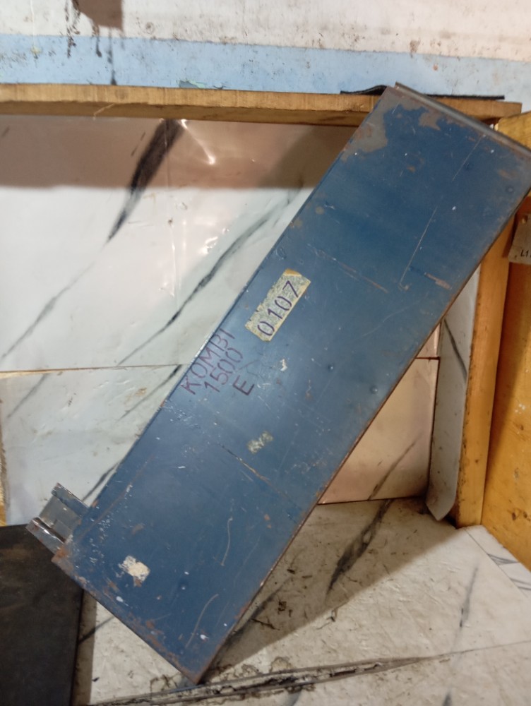 Remendo Porta Salão Kombi Lado Esquerdo