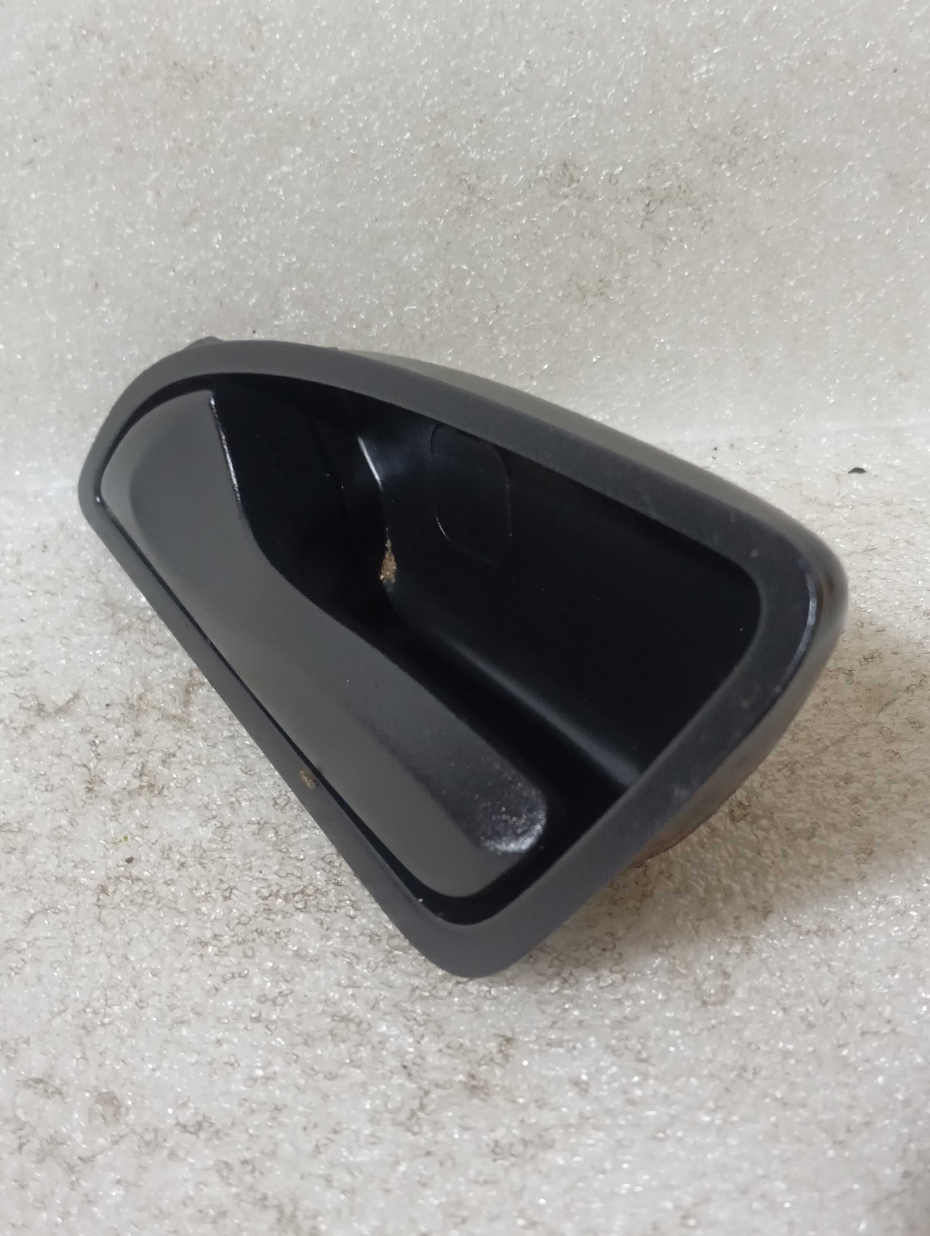 Maçaneta interna esquerdo dianteiro hyundai hb20 2013 a 2019