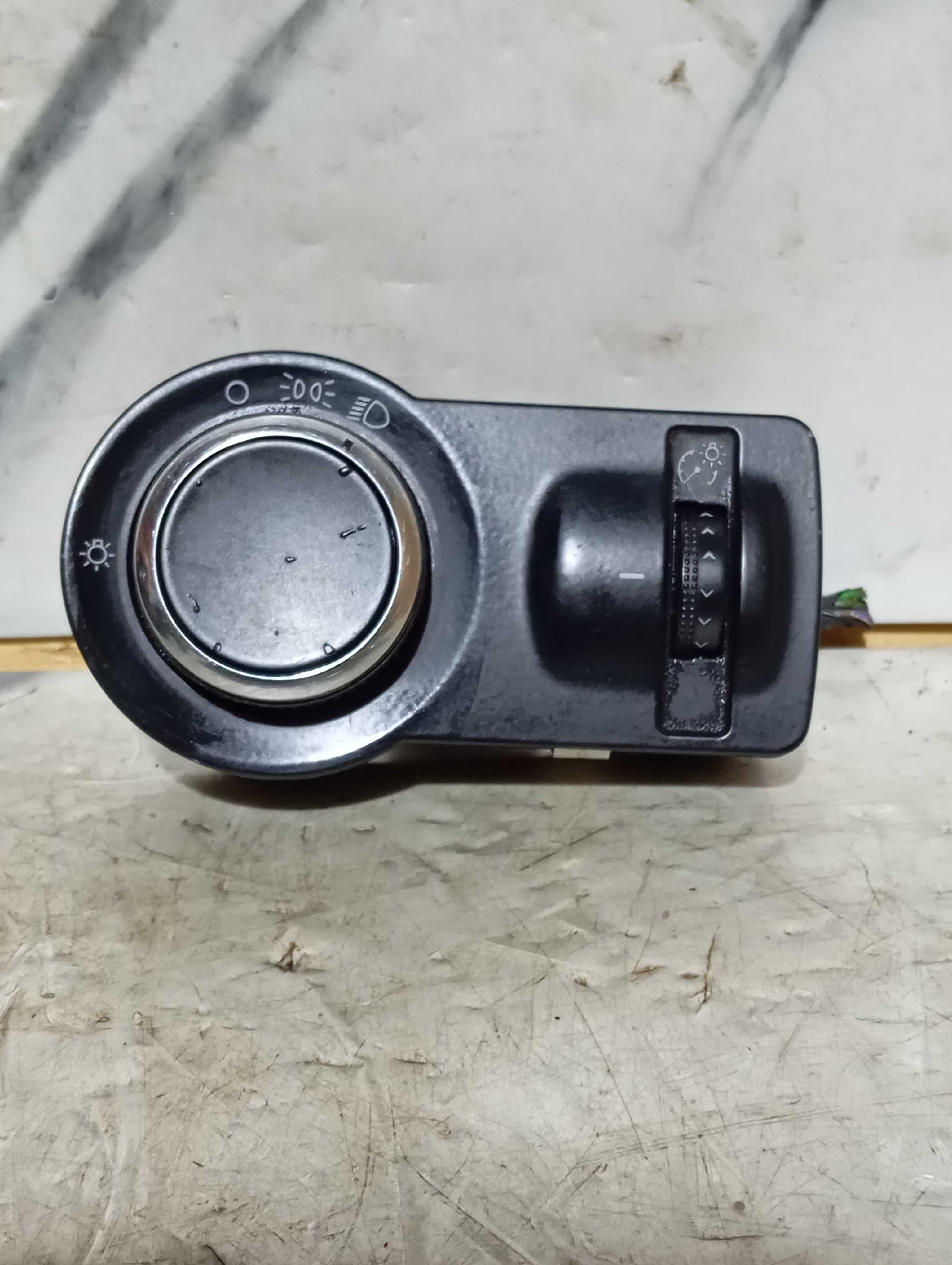 Botão Interruptor Farol Comando Chave Gm Cobalt 2012 A 2013