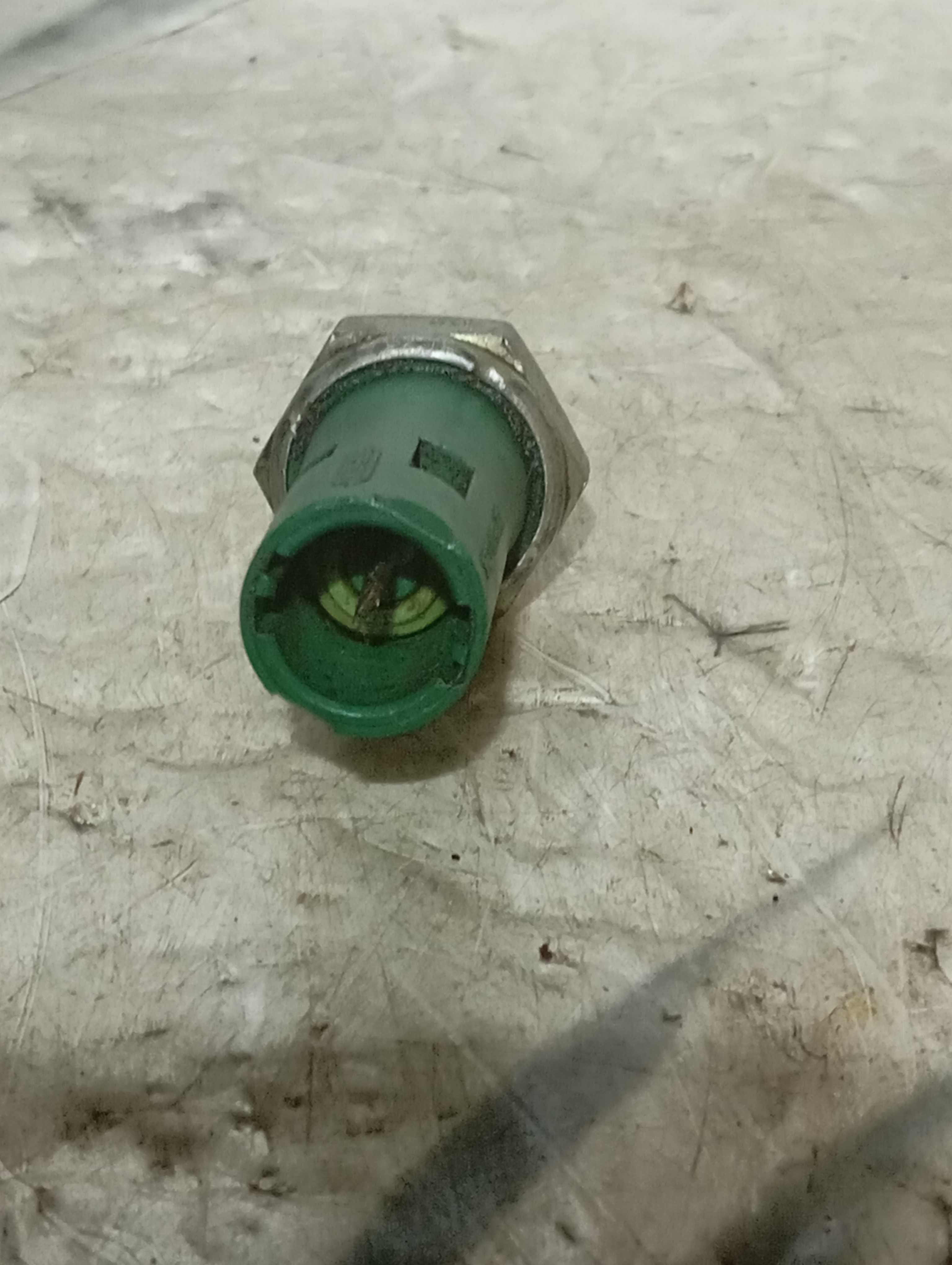 Sensor Interruptor De Óleo Renault Symbol 1.6 16v