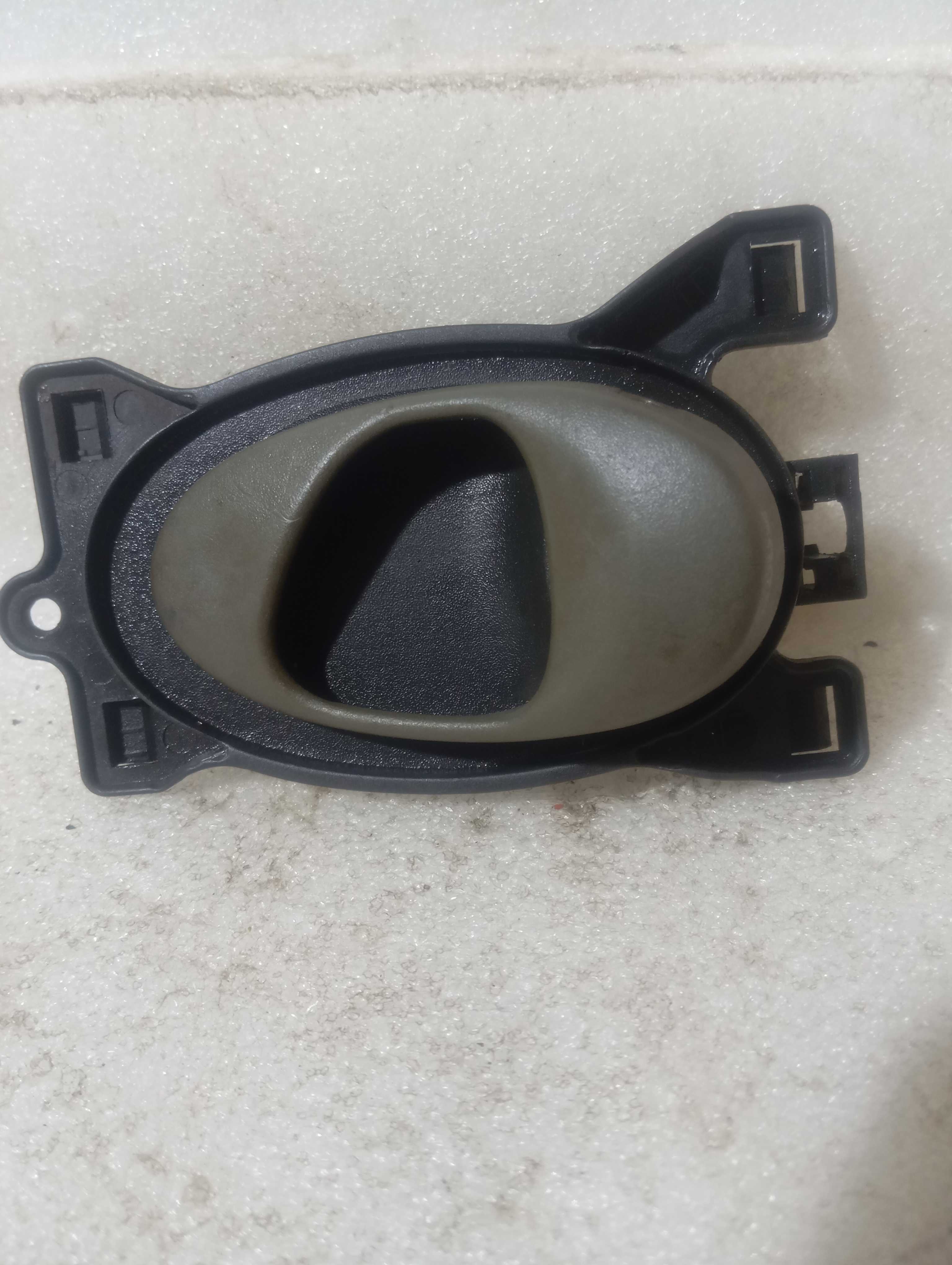 Maçaneta Fechadura Interna esquerdo dianteiro Ce 2001 a 2005