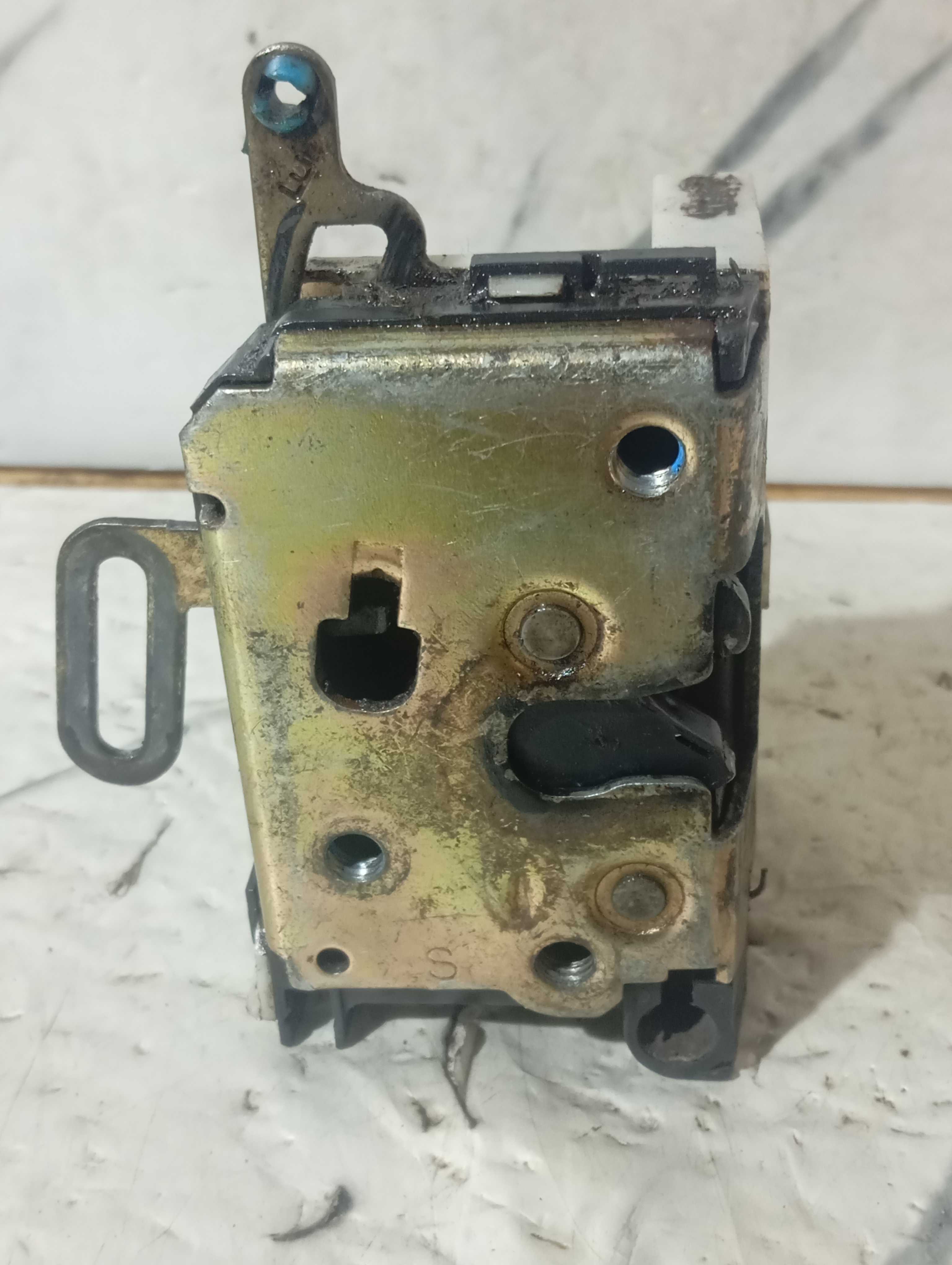 Fechadura Da Porta Celta Dianteira Esquerda