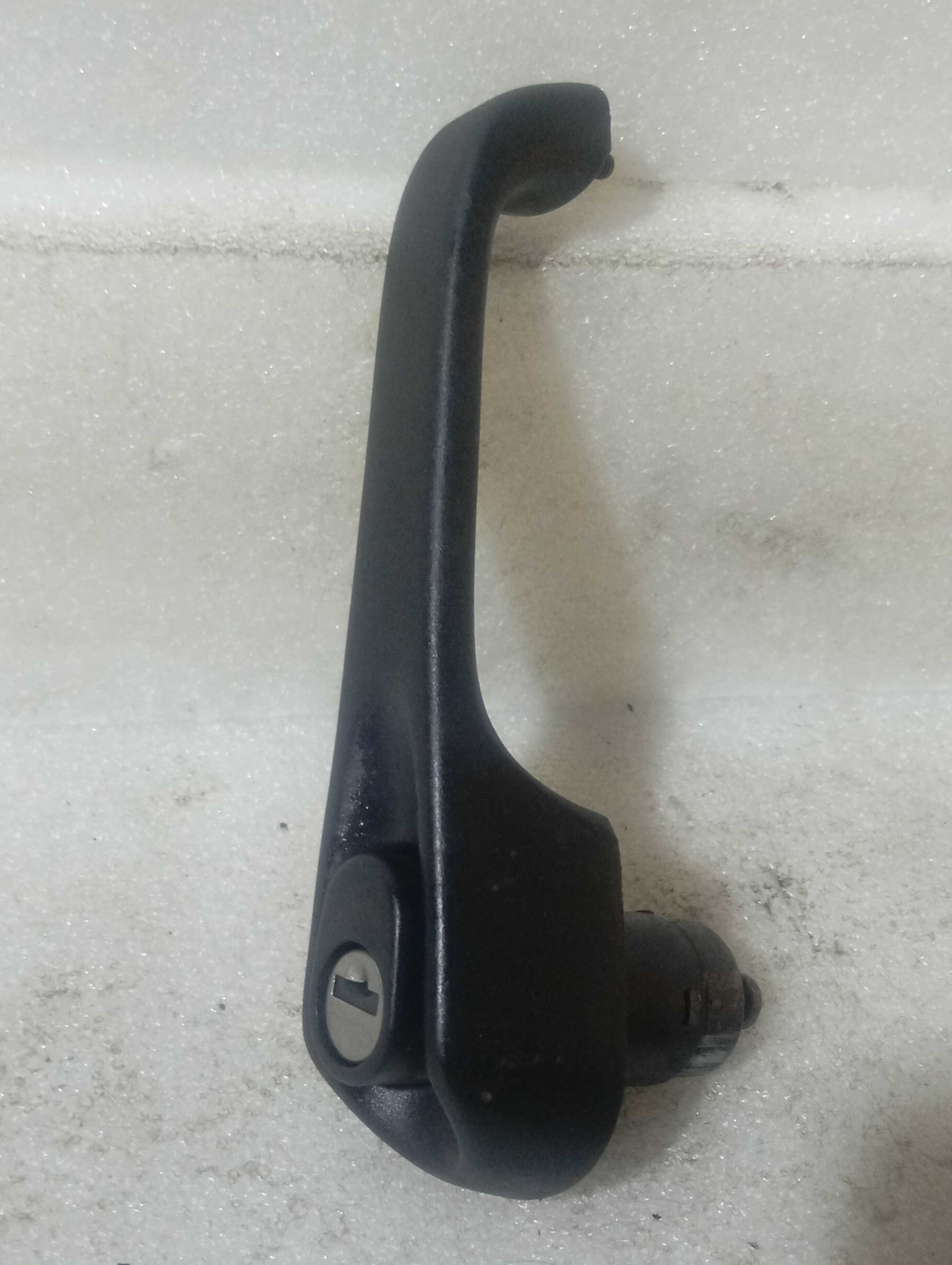 Maçaneta Externa Fiat Uno 4 Portas 2002/03/04