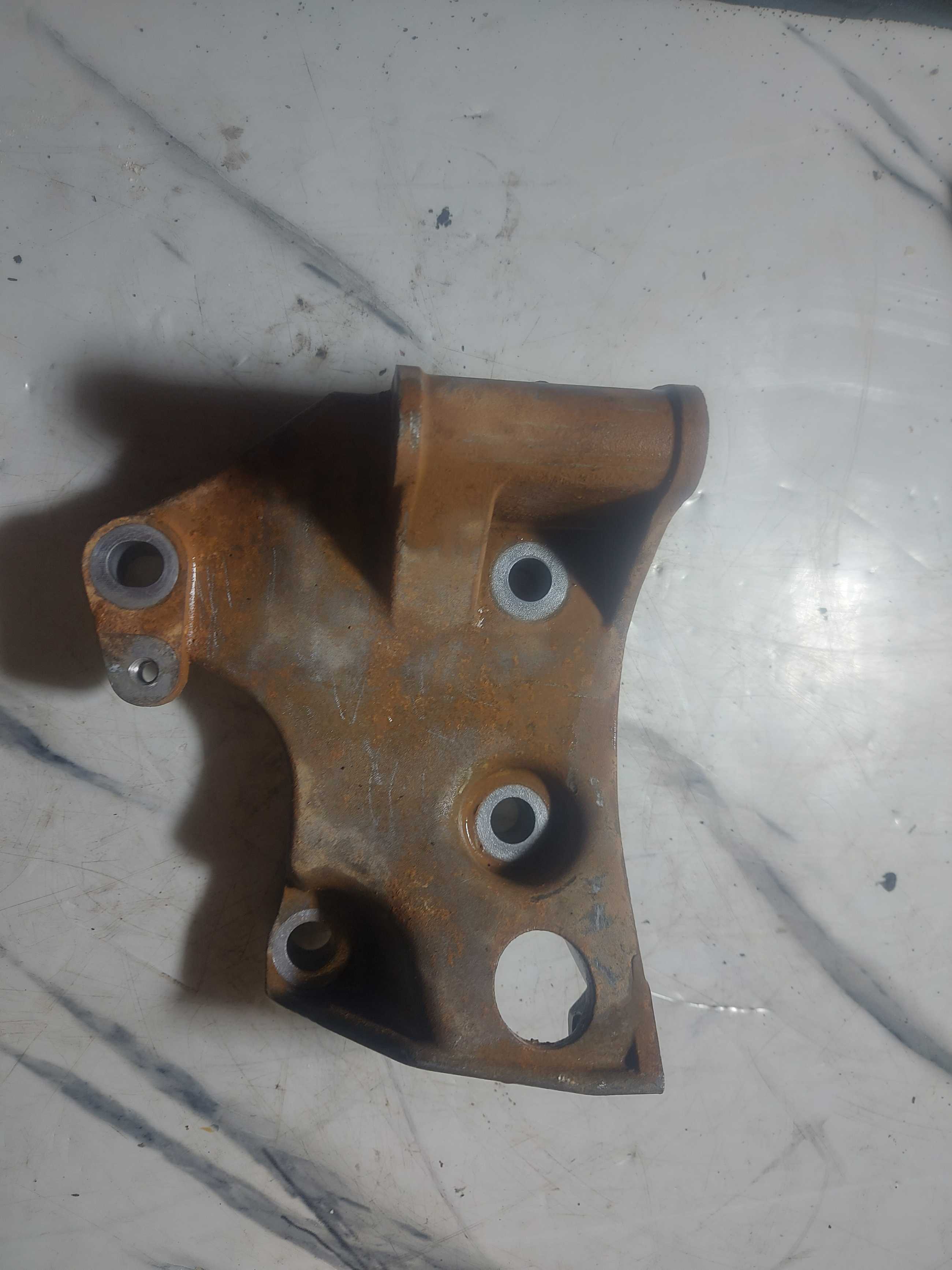 Suporte Alternador 1.0 16v Rena Peugeot 206 Clio 2002 A 2002