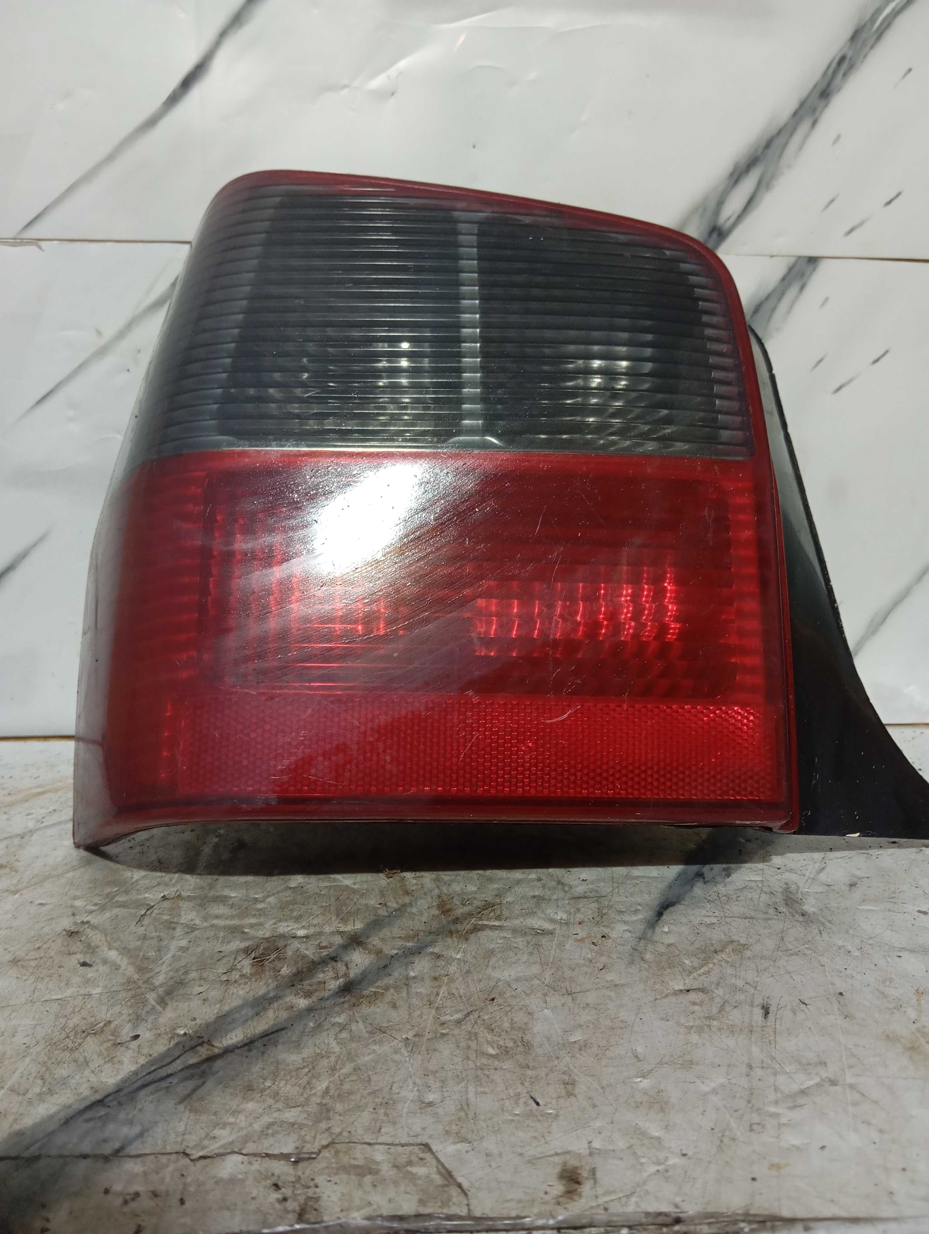 Lanterna Traseira Uno Way Ano 2010 Lado Esquerdo Com Detalhe