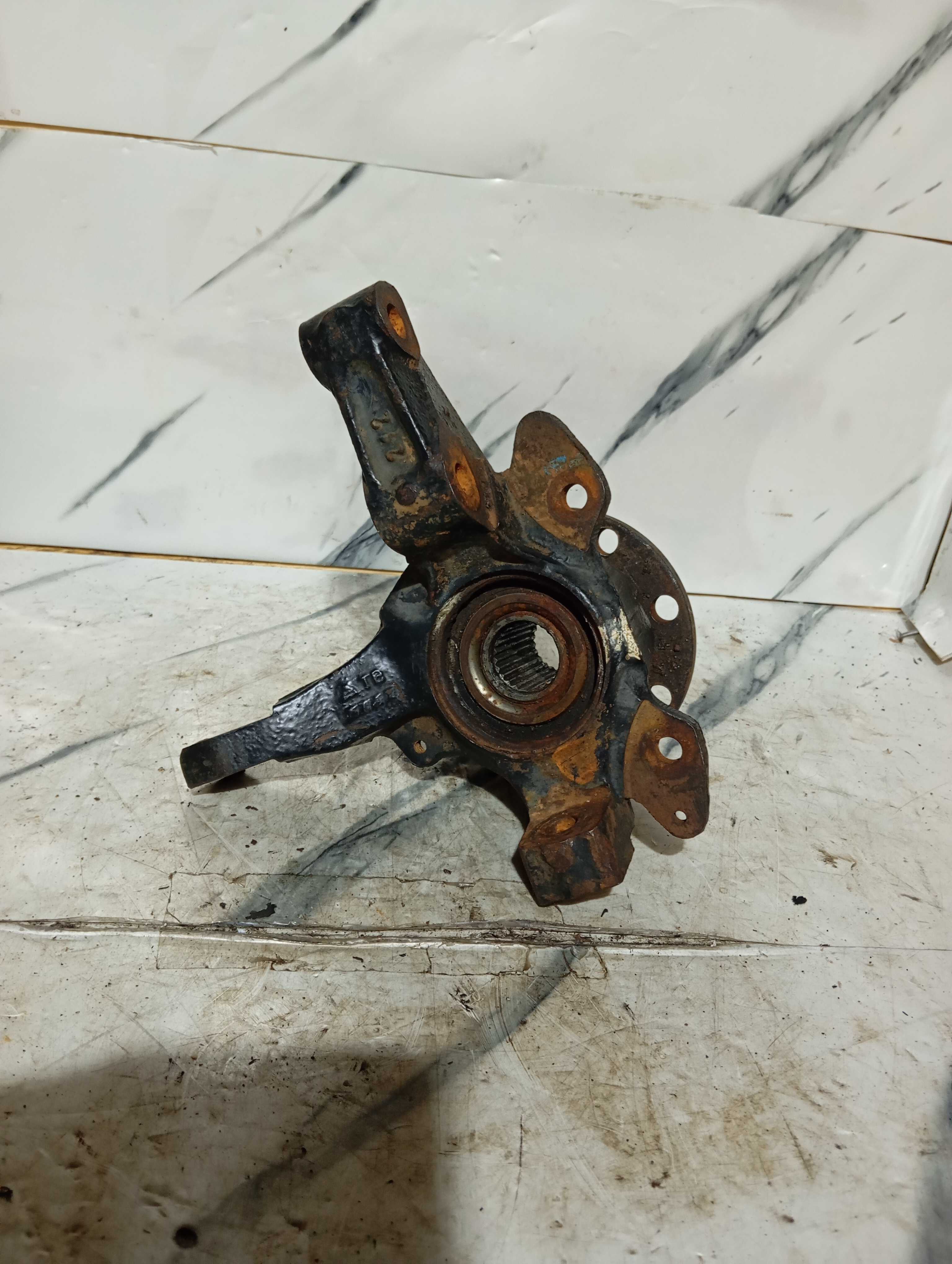 Montante Lado Esquerdo Fiat Palio Weekend 1.3 16 Válvulas