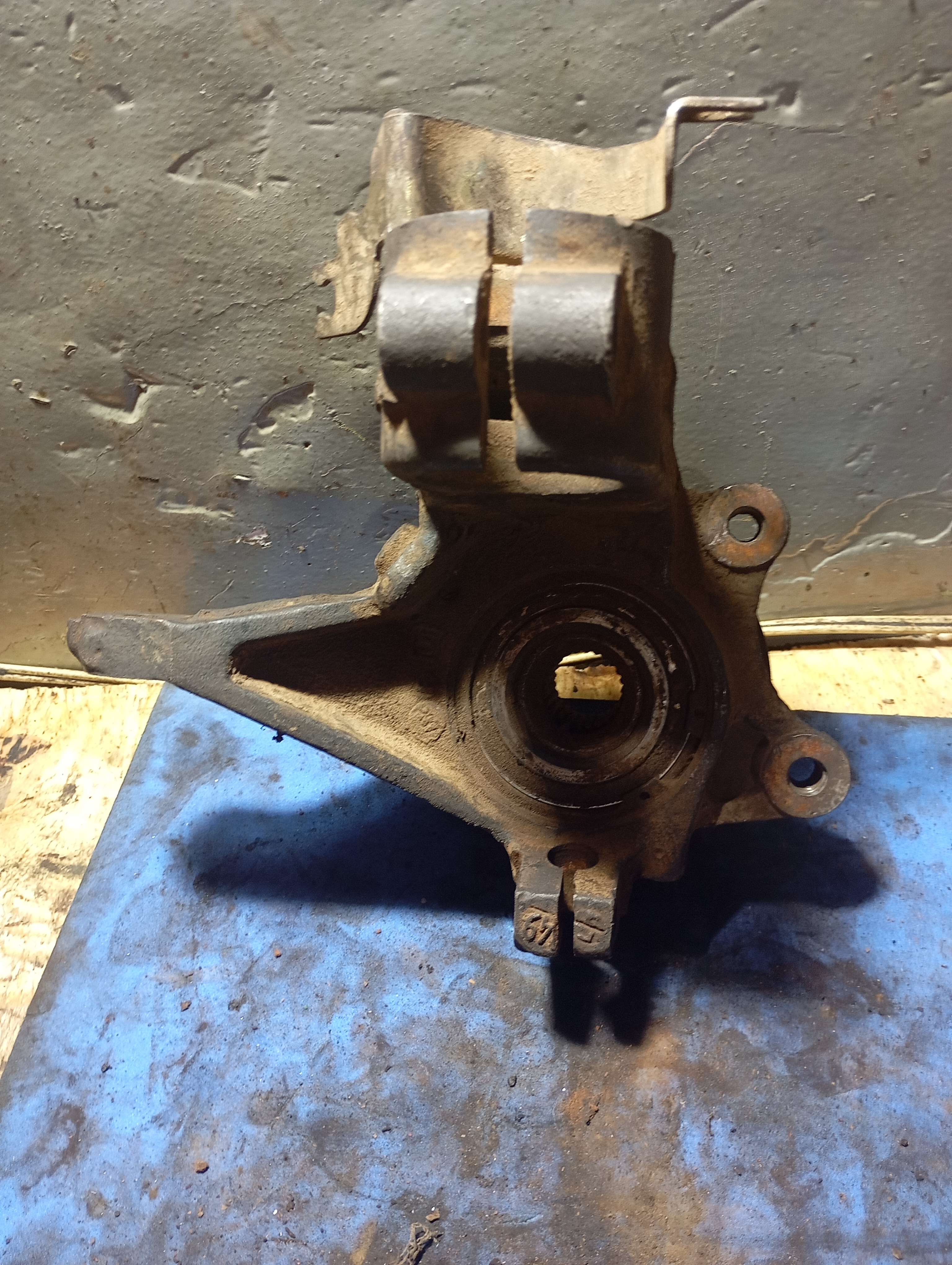 Montante Dianteiro Peugeot 306 Lado Direito