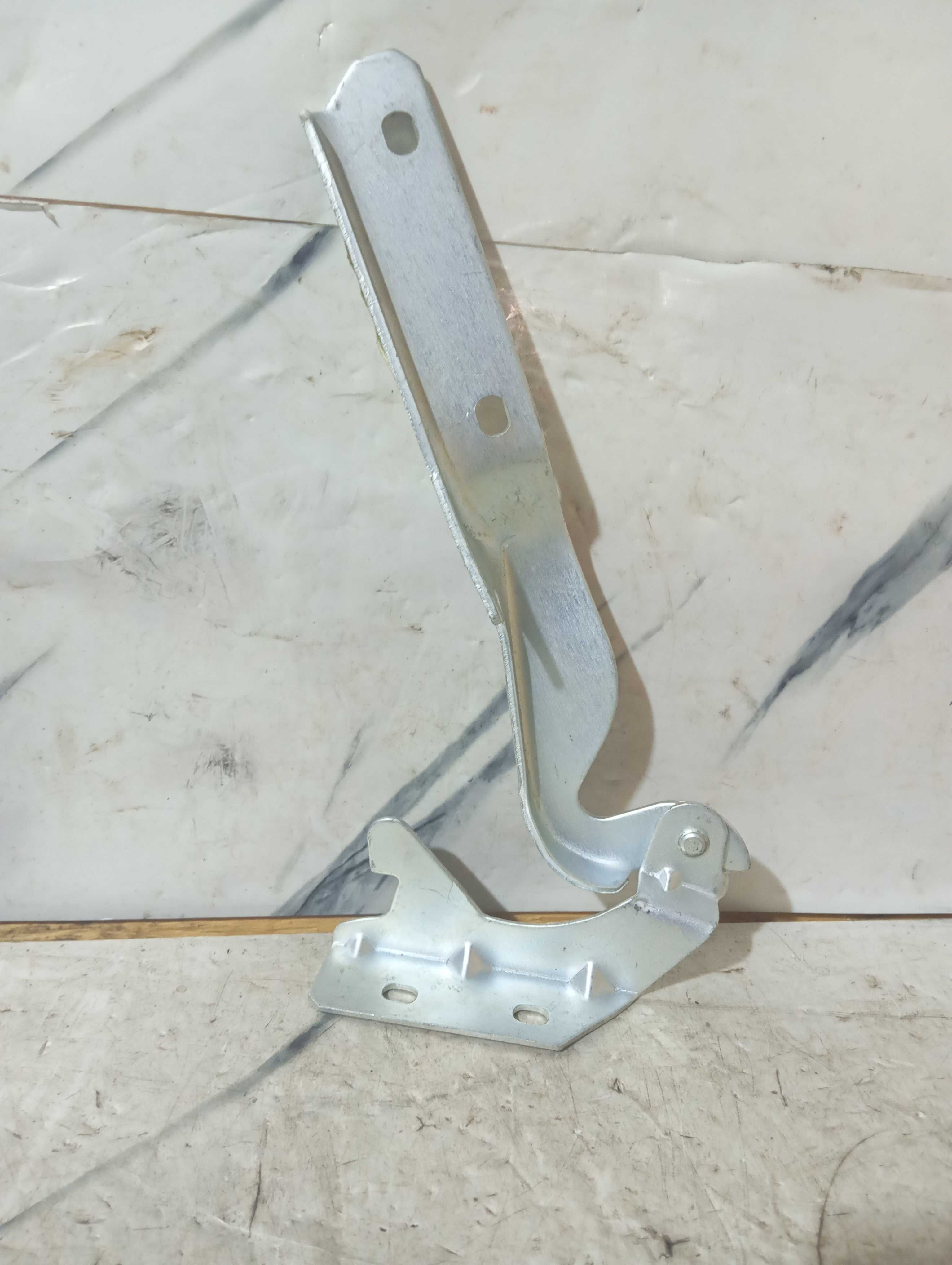 Braço Capô Palio Lado Direito