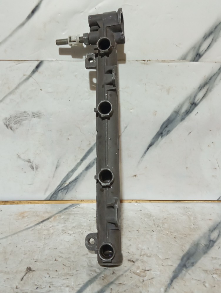 Flauta Dos Bicos Injetor Do Gol 1.0 16v Mi