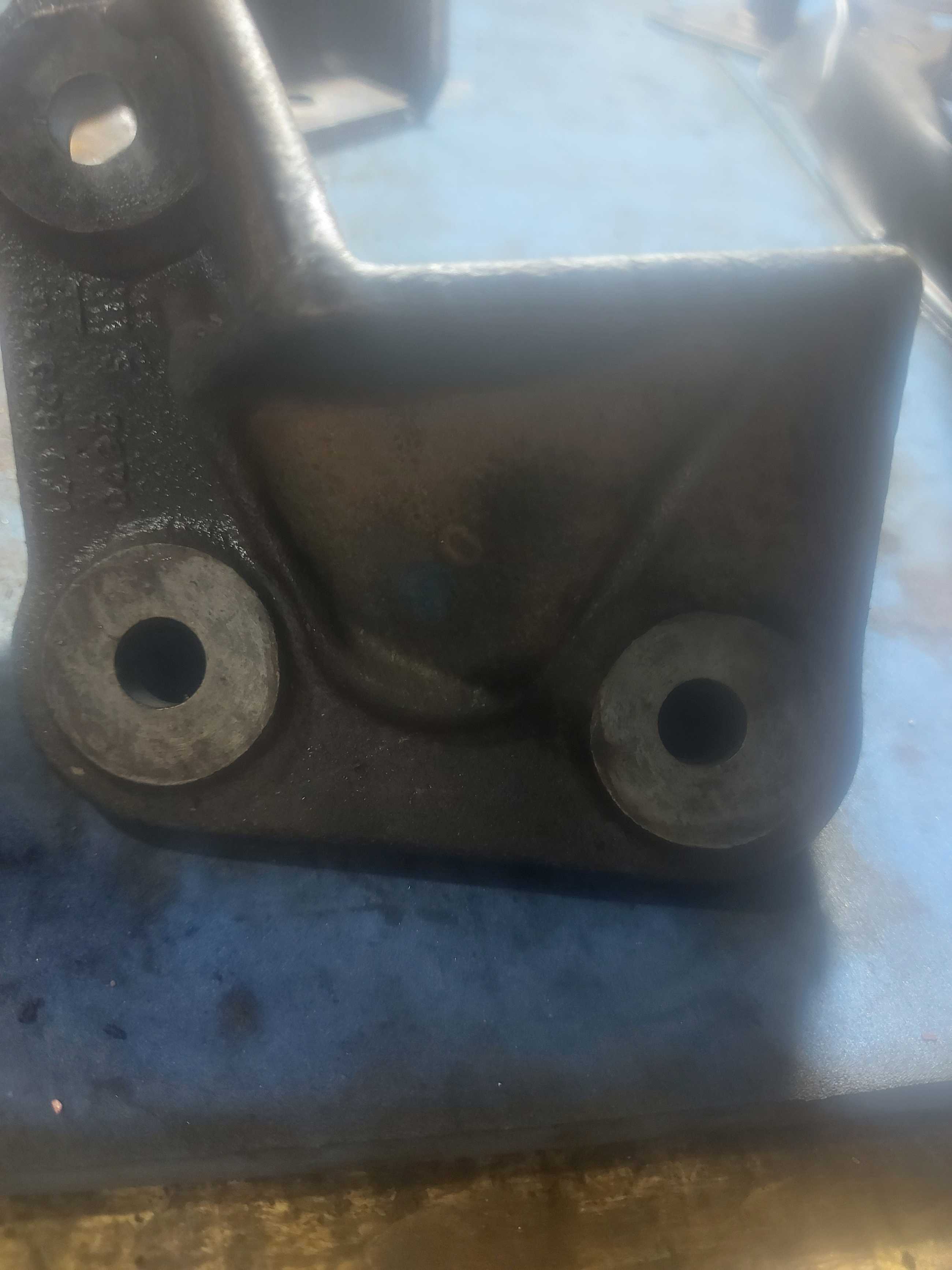 Suporte Superior Coxim Motor Lado Esquerdo Gm