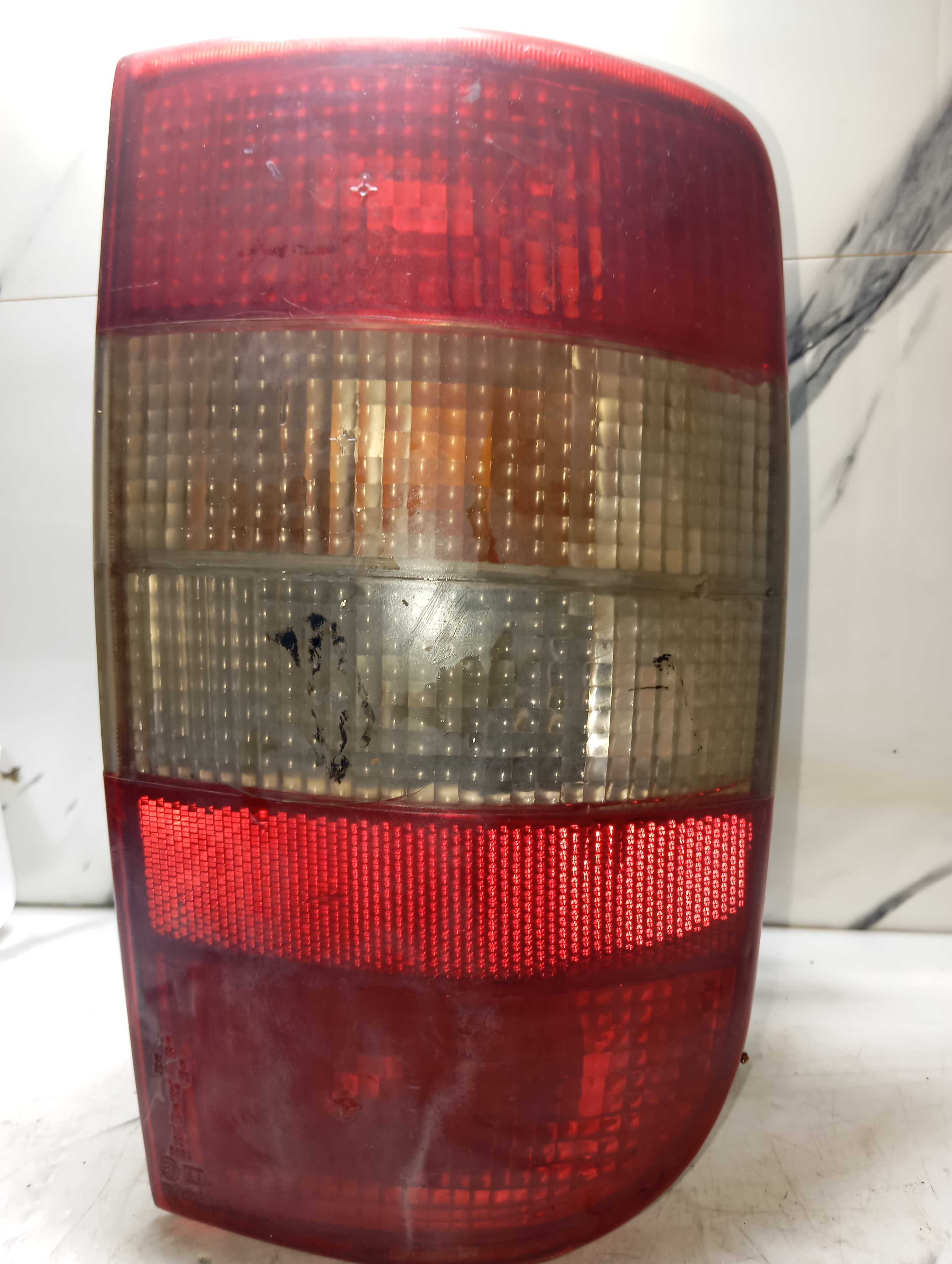 Lanterna Traseira Blazer 96 Lado Esquerdo Com Detalhe