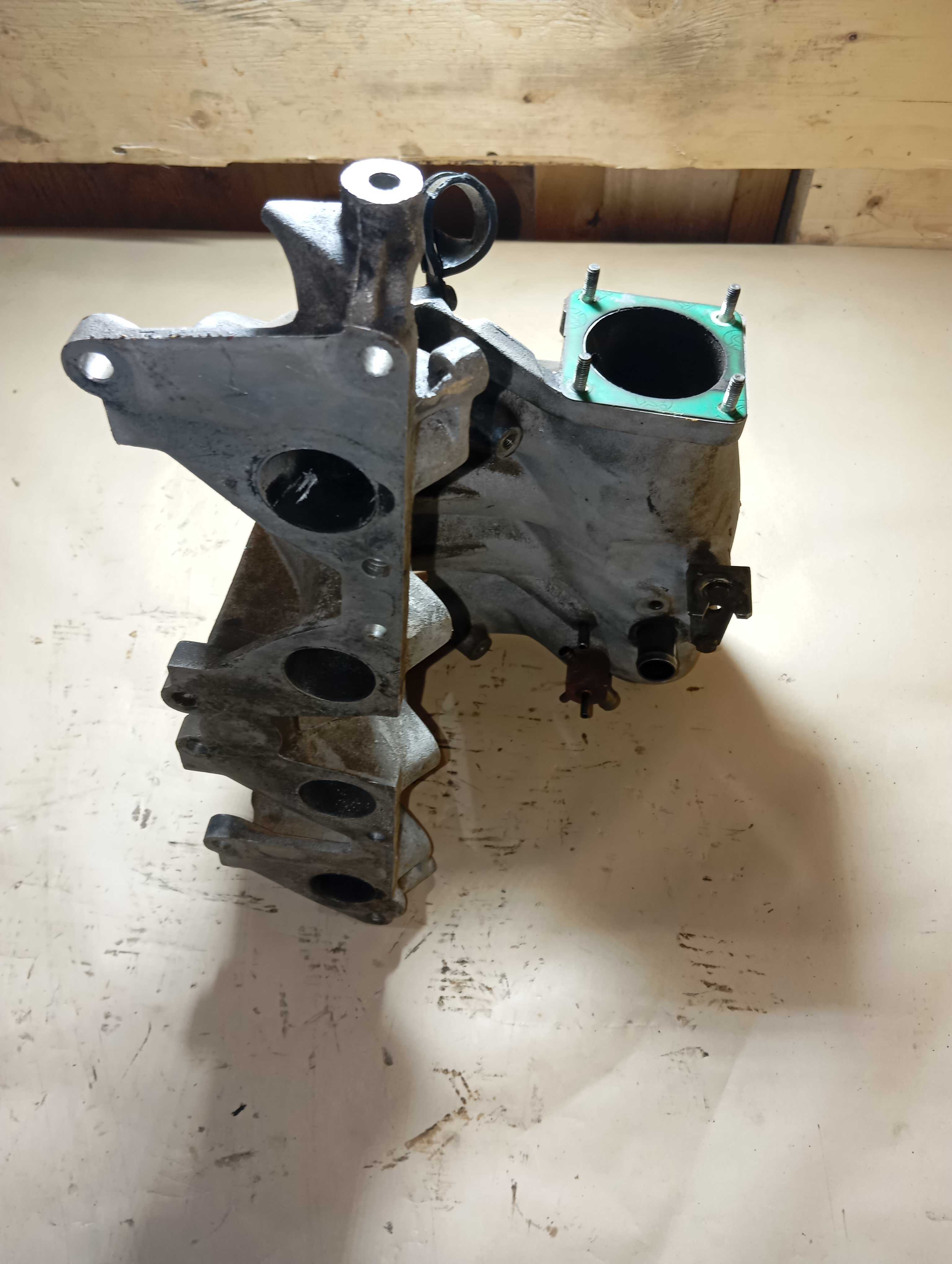 Coletor Admissão Gm Omega Kadett Astra 2.0 3