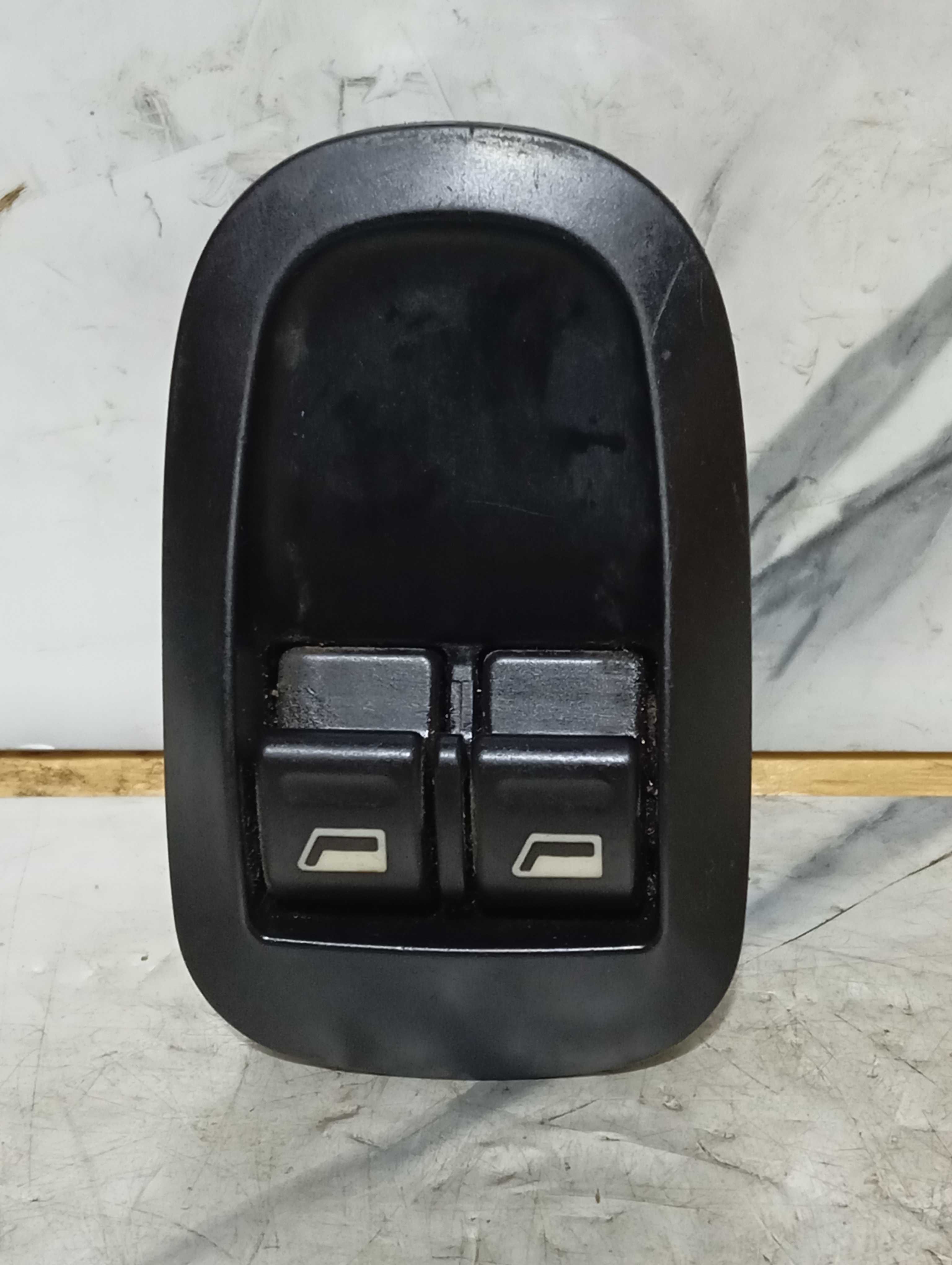 Botão do vidro elétrico Dianteiro Peugeot 206