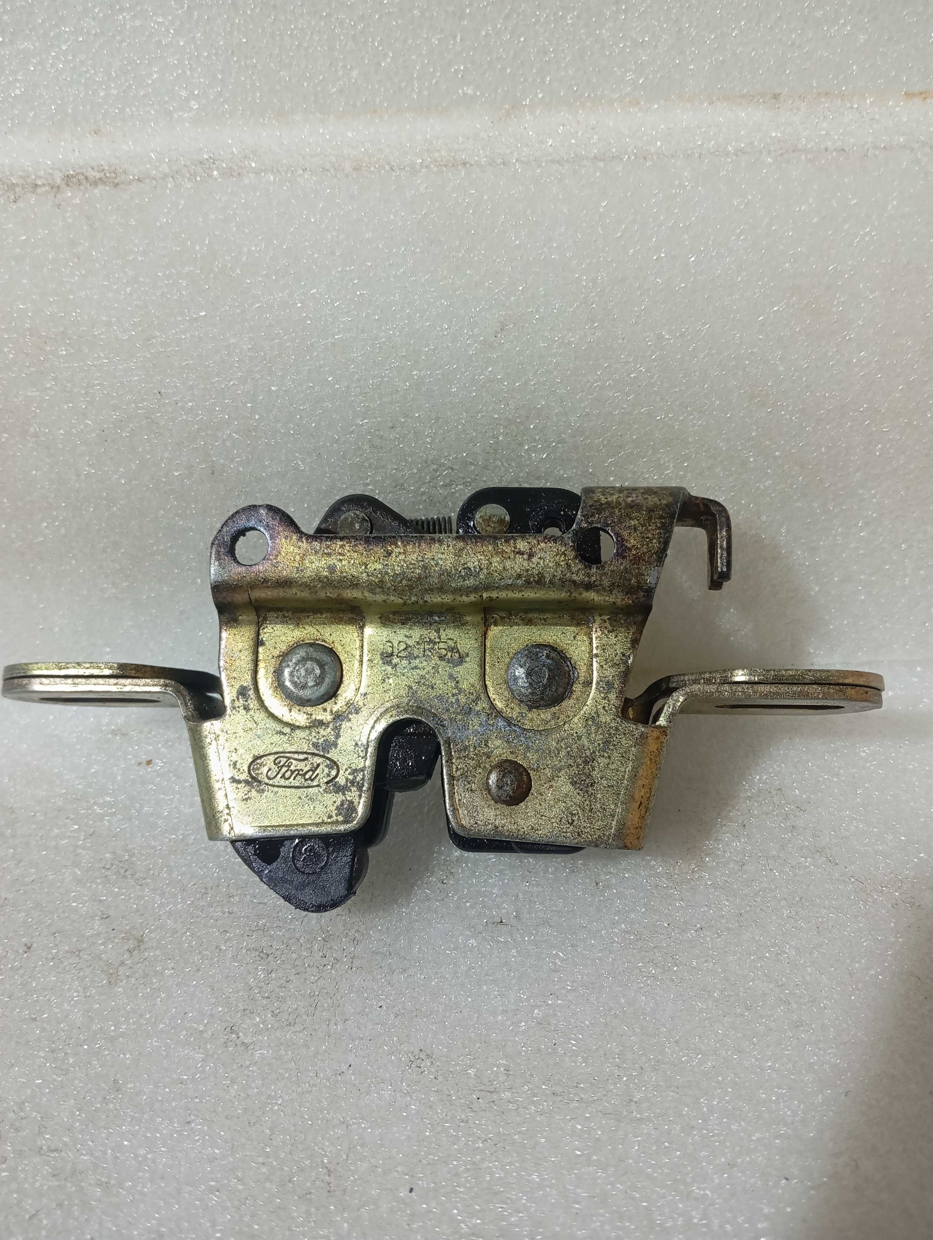 Fechadura Porta-mala Ford Focus Contra Chapa Mecanismo