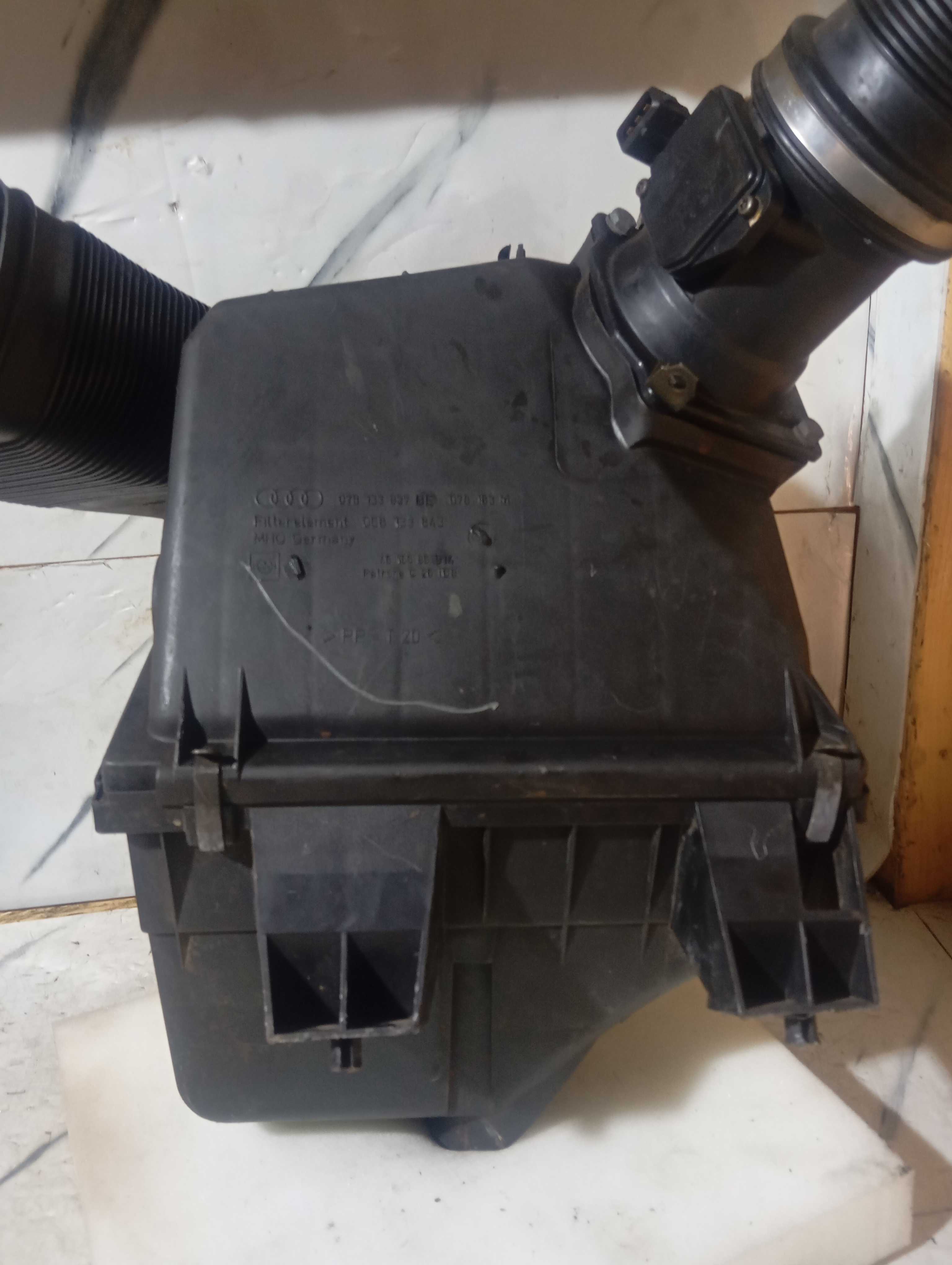 Caixa De Filtro De Ar  Completo Passat Audi A4 2.8 V6