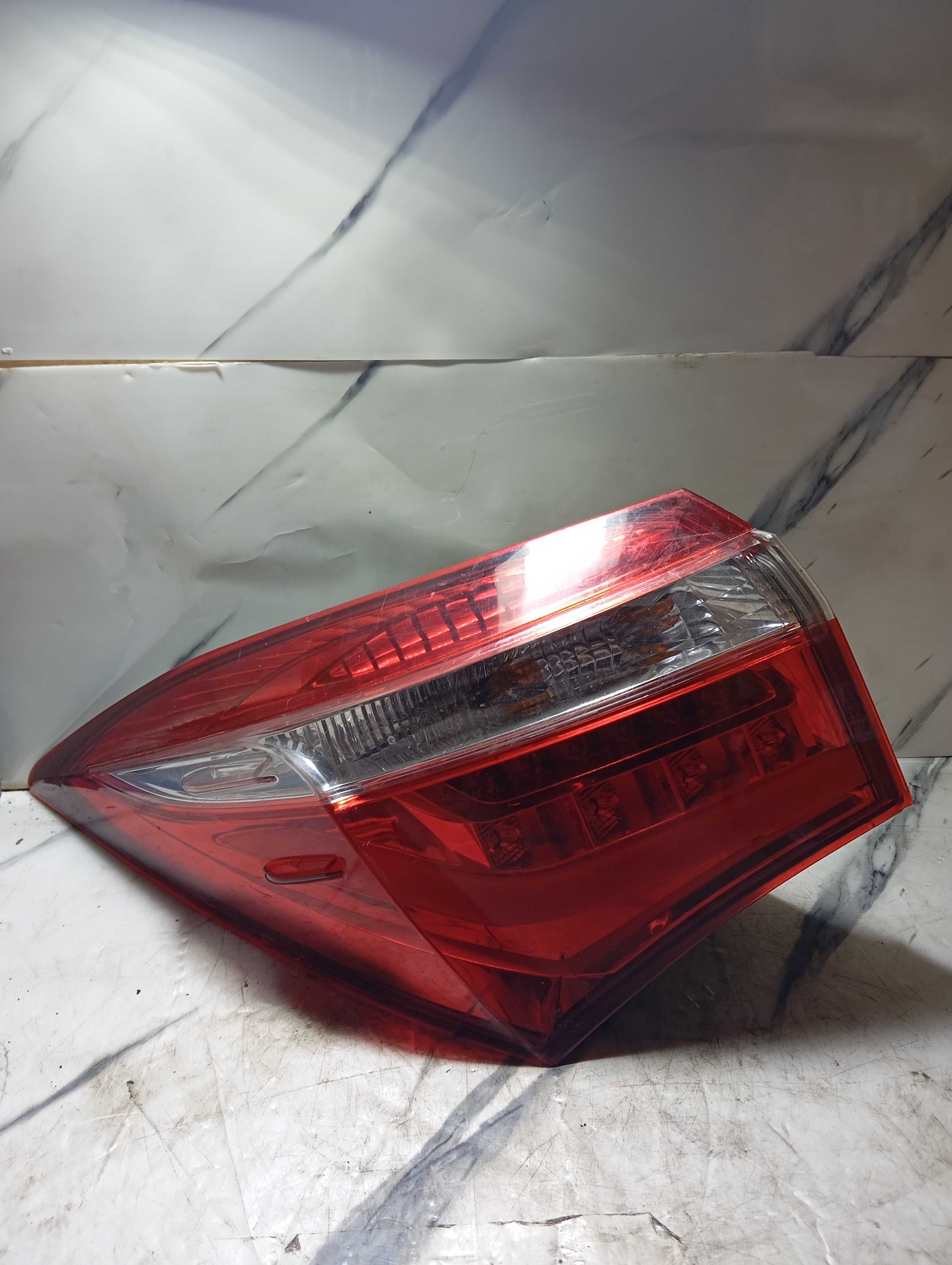 Lanterna Traseira Lado Esquerdo Corolla 2014