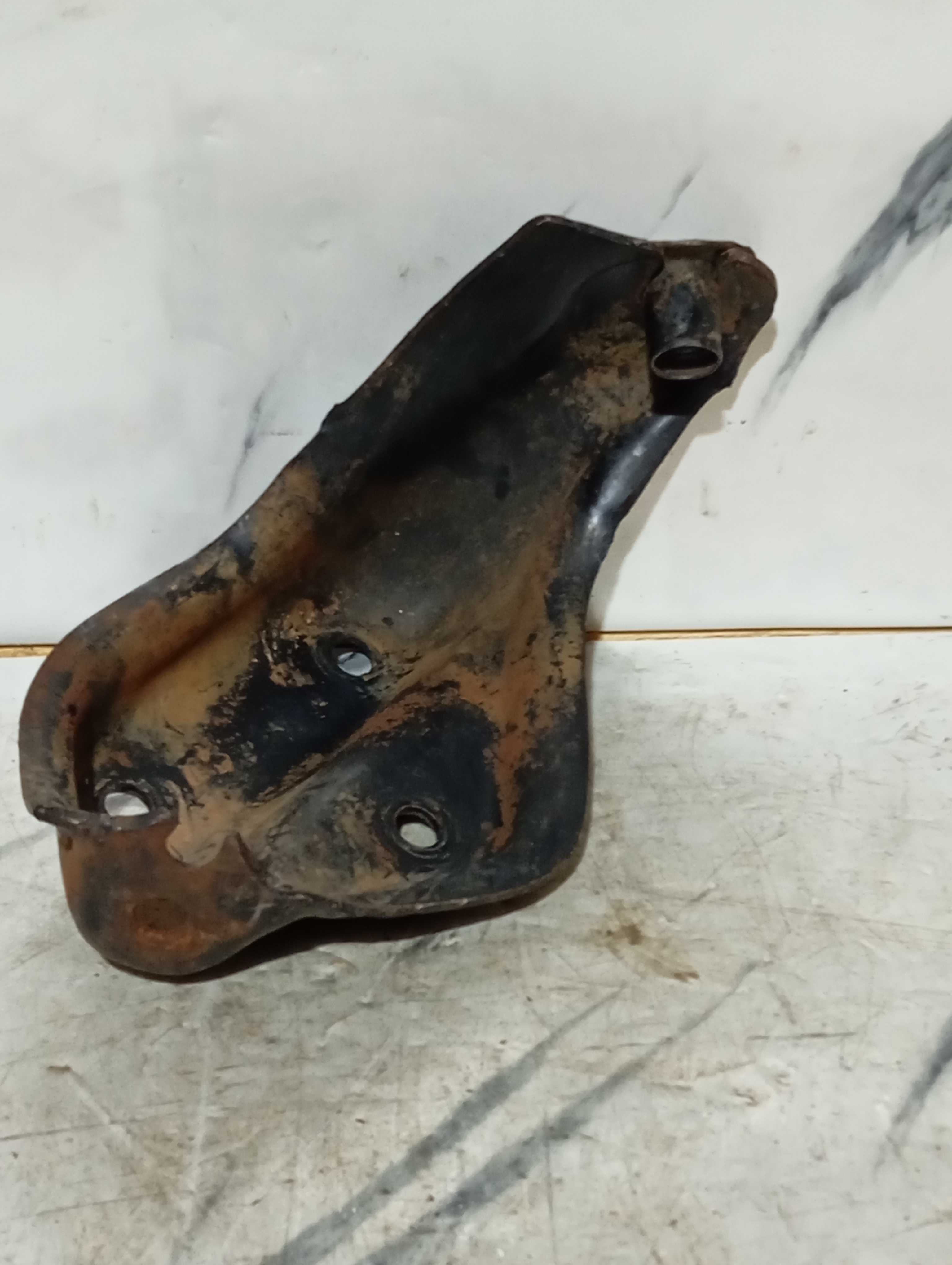 Suporte Do Coxim Do Motor Ap 1.6 Lado Esquerdo