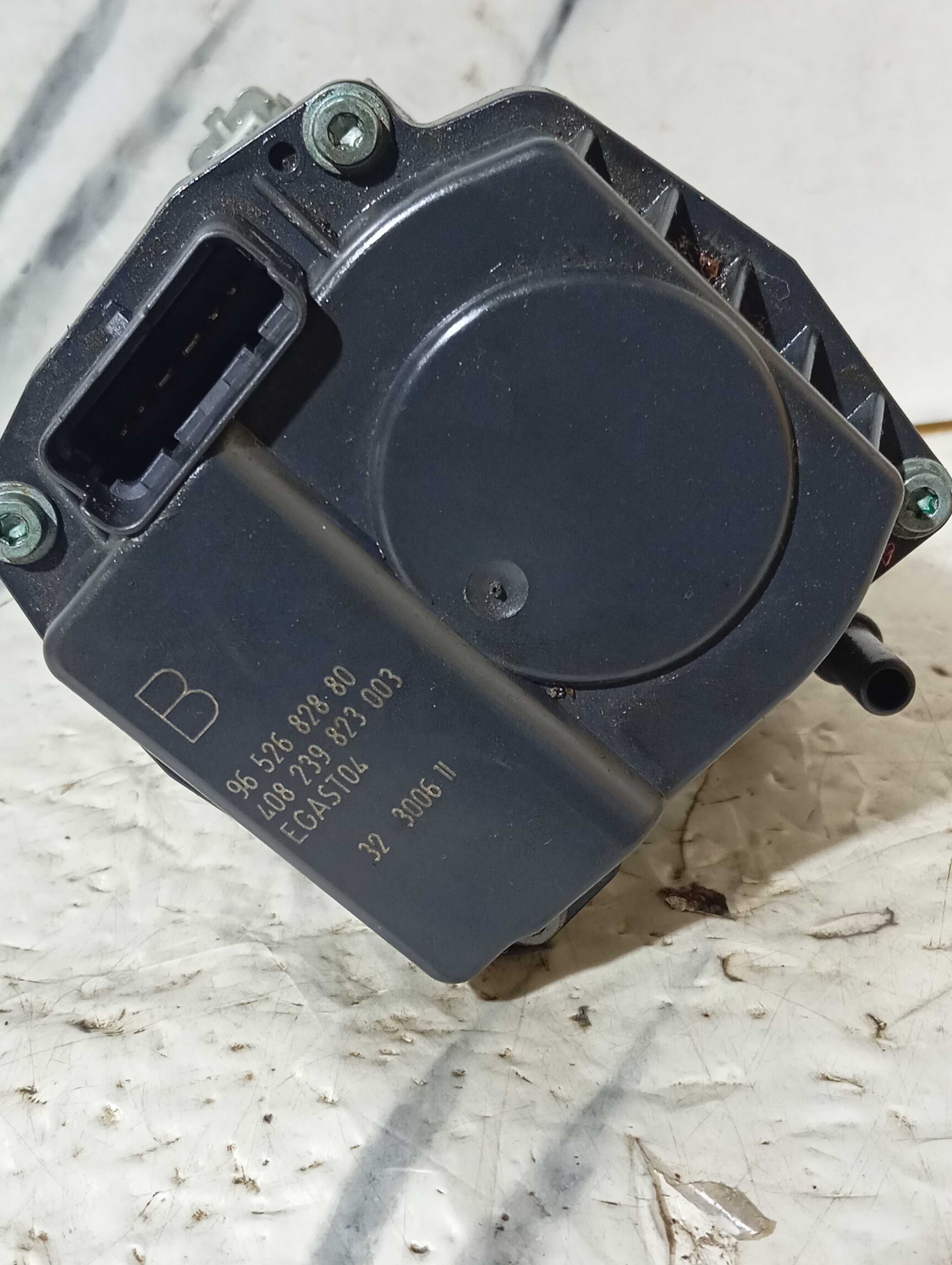 Corpo tbi borboleta 2.0 picasso 16v peugeot 307 2004 a 2004