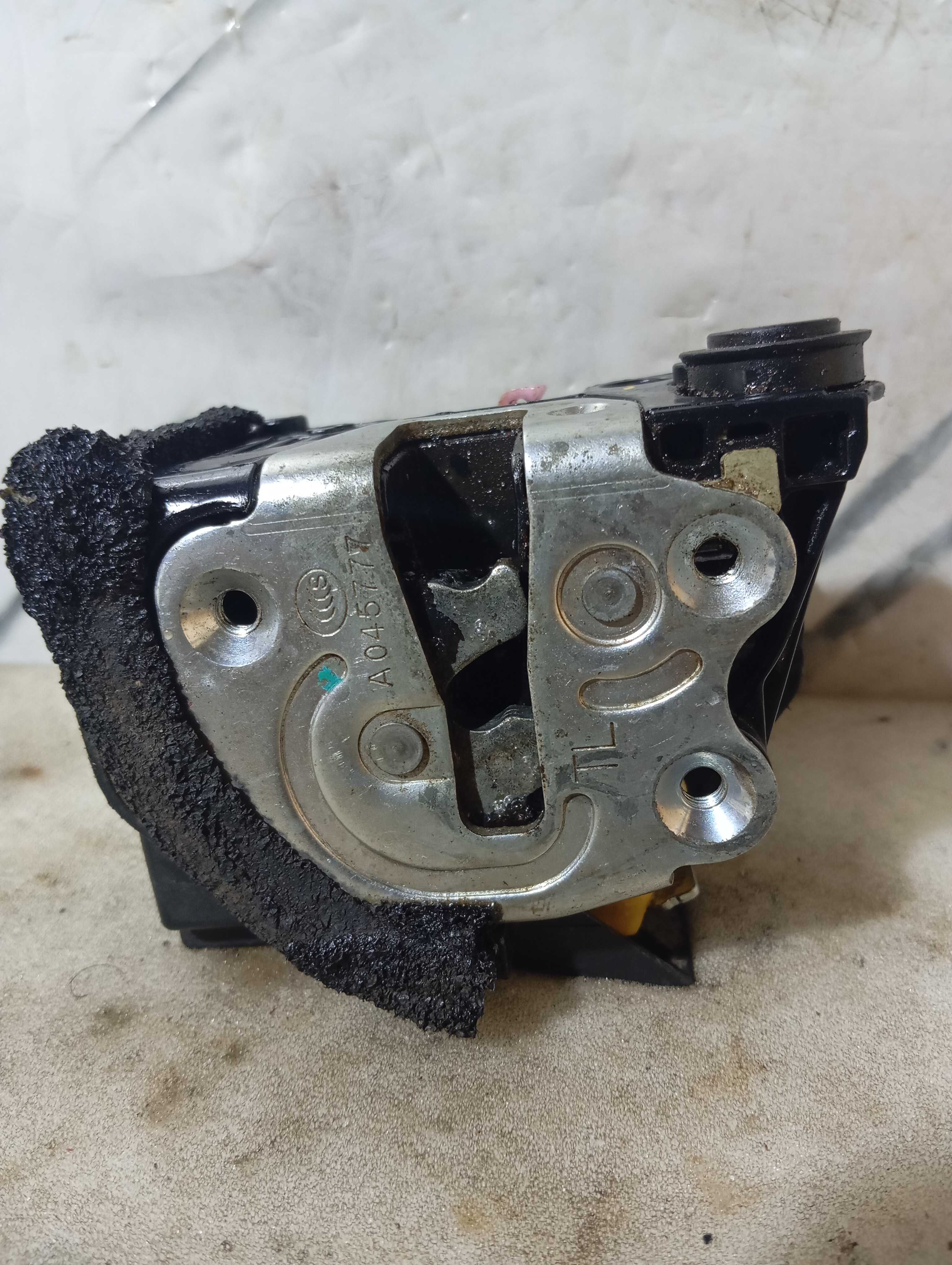 Fechadura elétrico porta traseiro d hyundai hb20 2013 a 2019