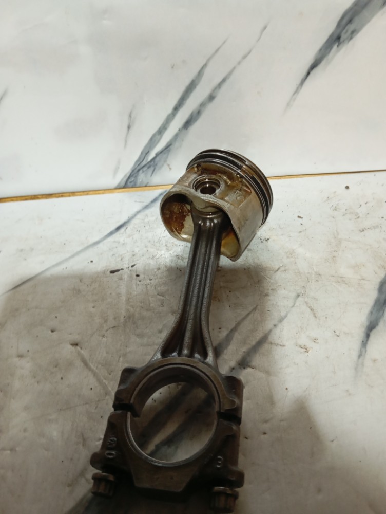 Pistão E Biela Do Motor Ea 111 G4 1.0