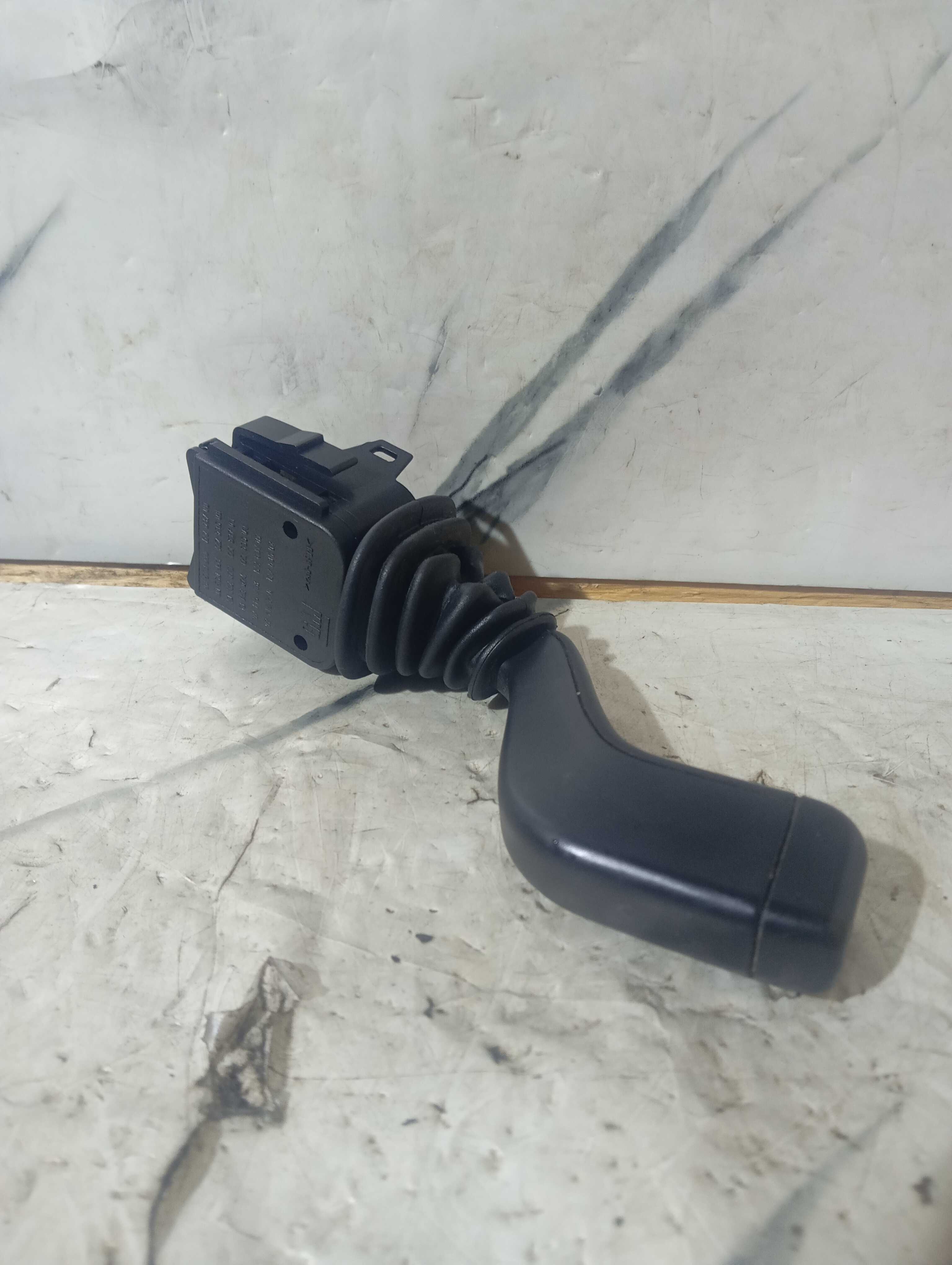 Chave De Seta Corsa Montana 2004