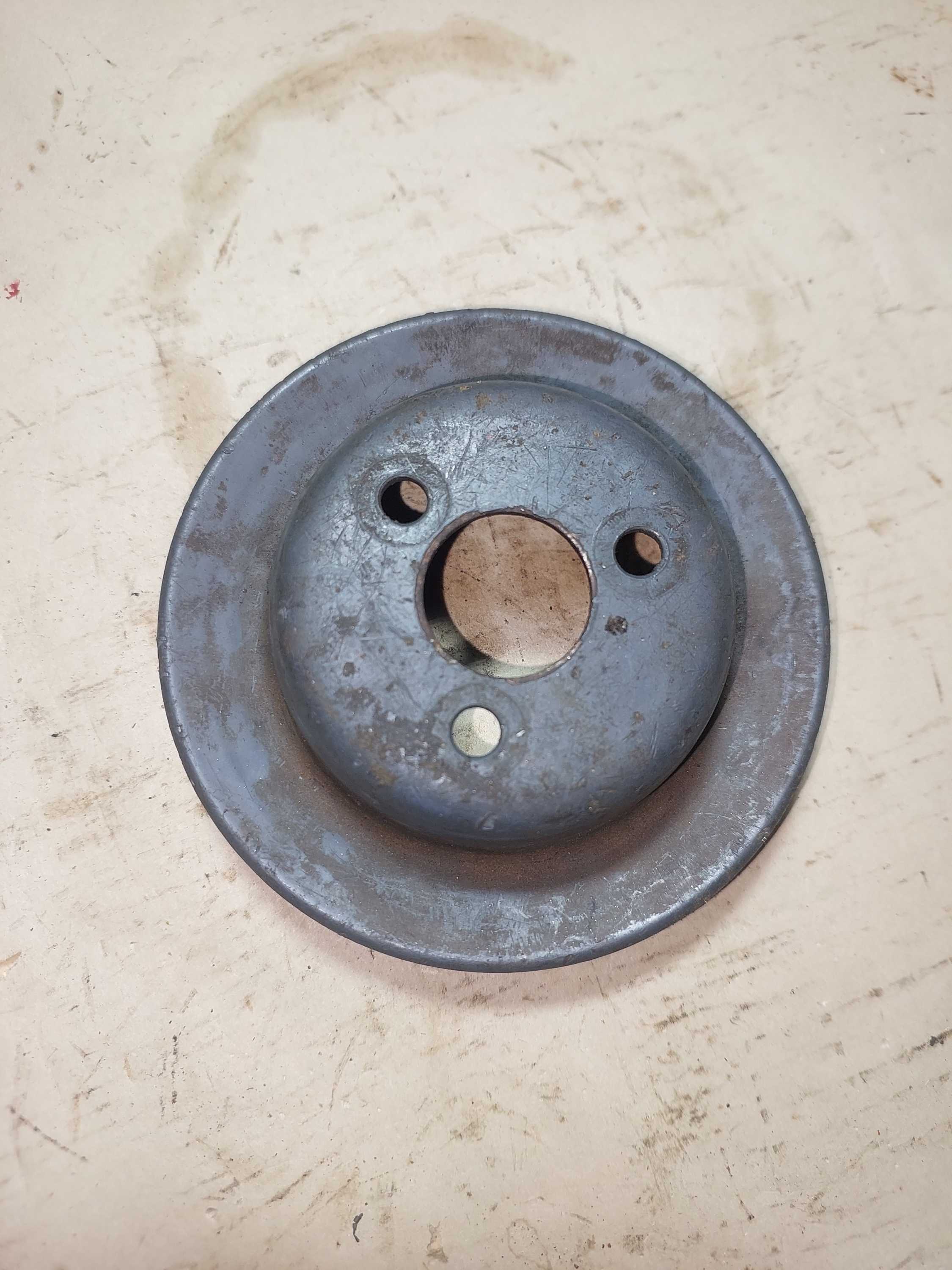 Polia Bomba De Agua  Pointer Logus E Scort 1.8 Motor Ap