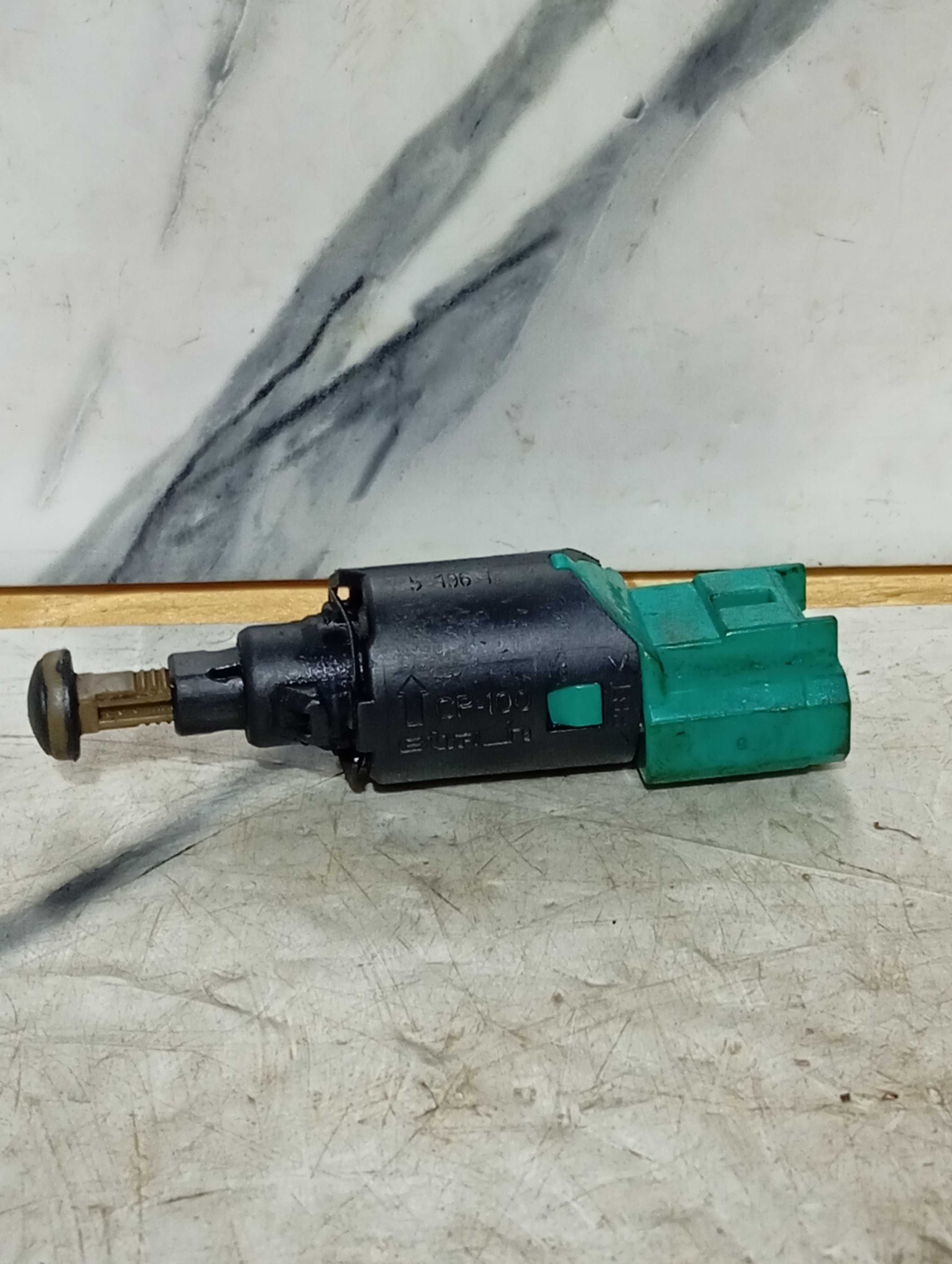 Interruptor Luz Freio Sensor Pedal C Peugeot 307 2008 A 2008