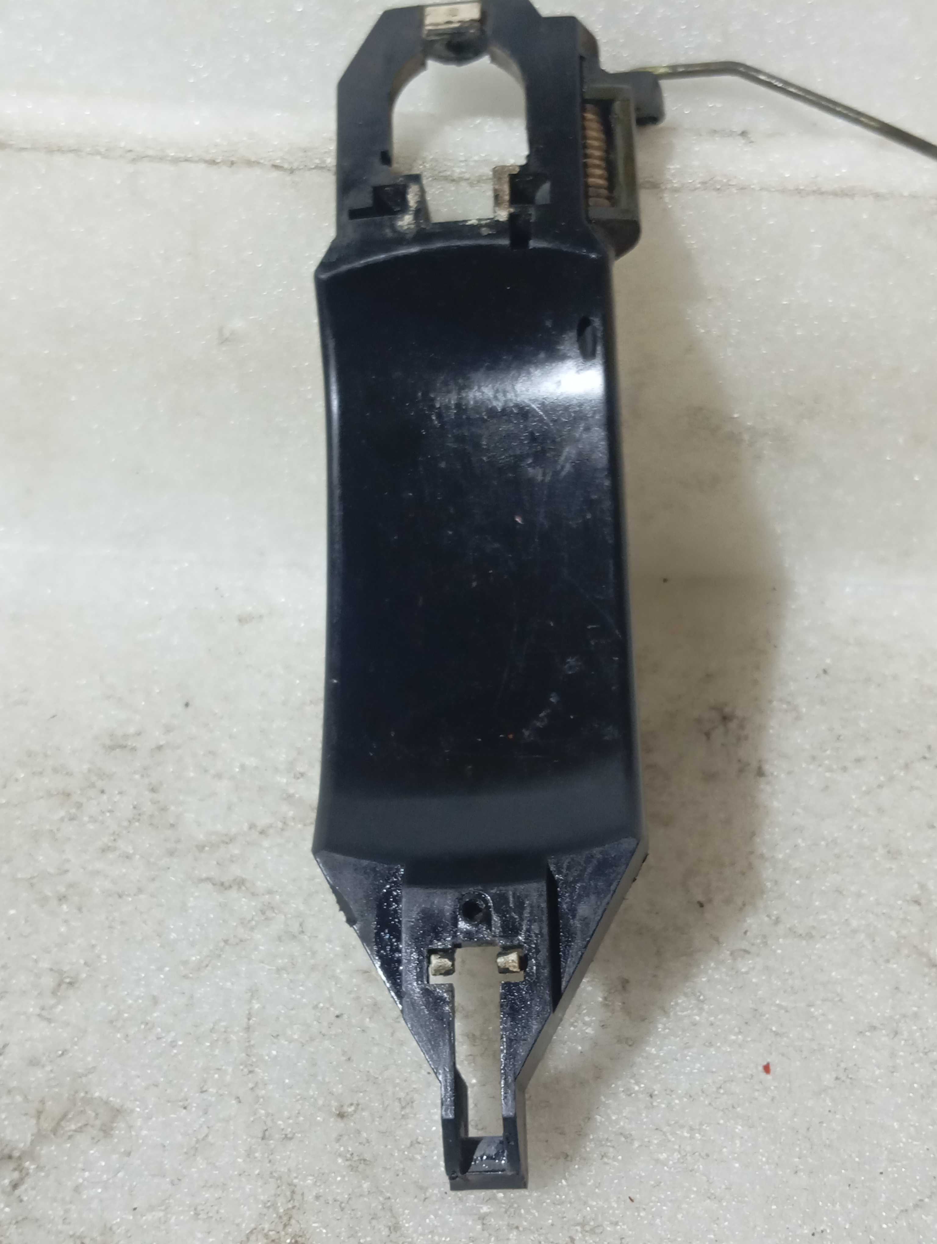 Suporte base da maçaneta da porta Palio 4 portas 2009 original