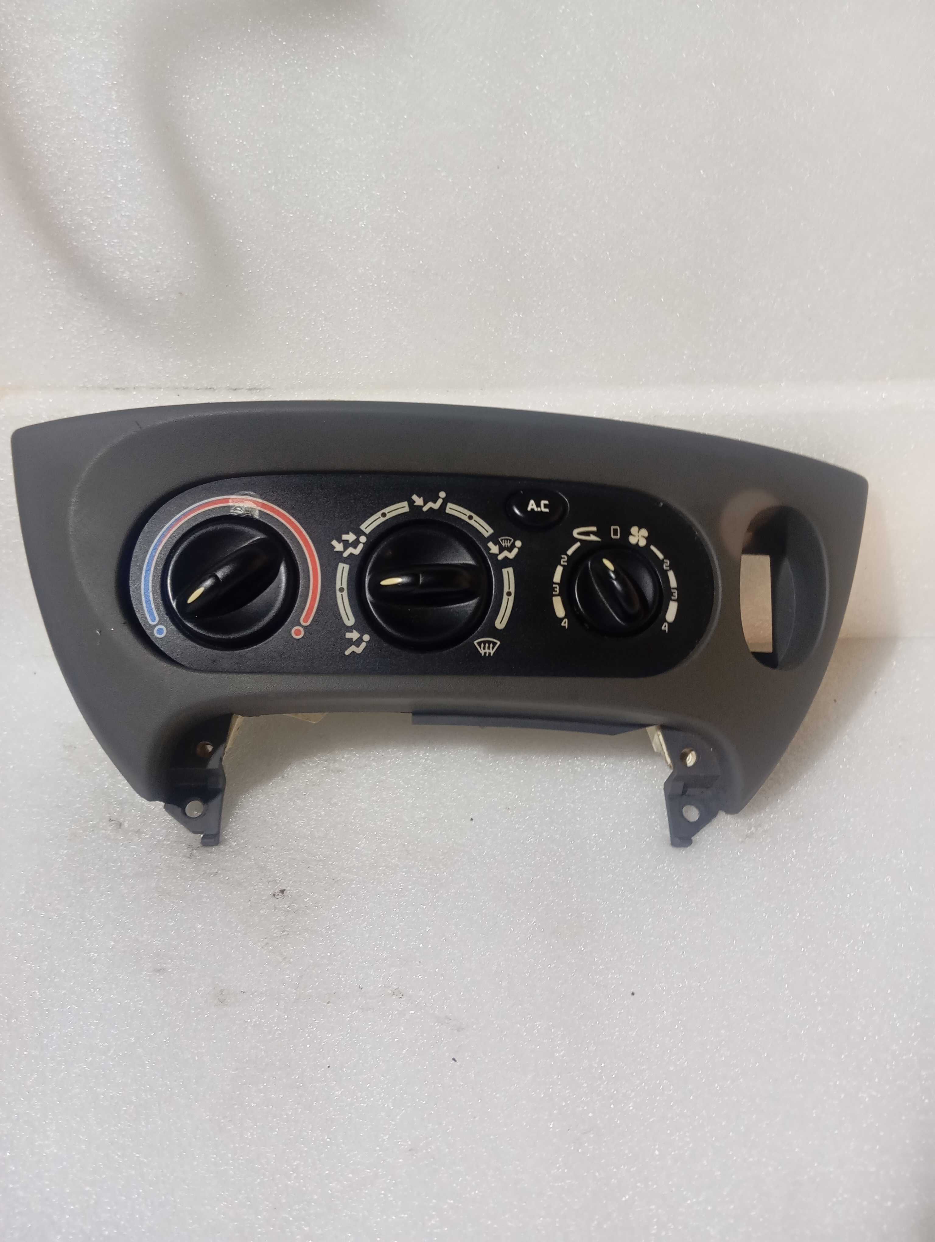 Comando Ar Condicionado Renault Scenic 2000 A 2003
