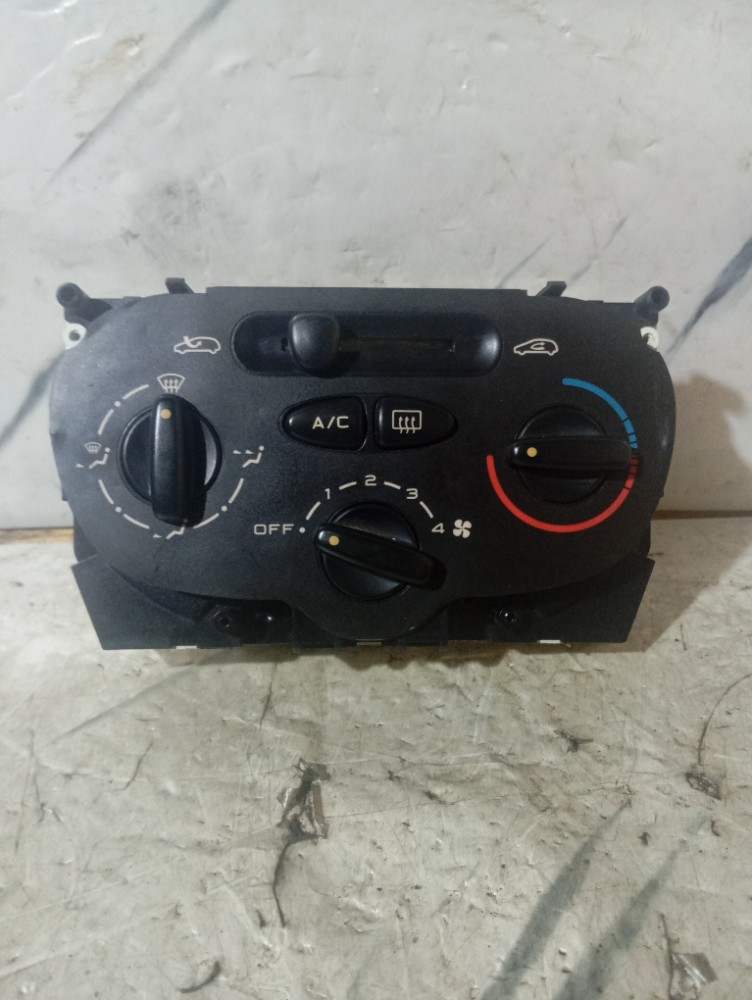Comando Do Ar Condicionado Peugeot 206