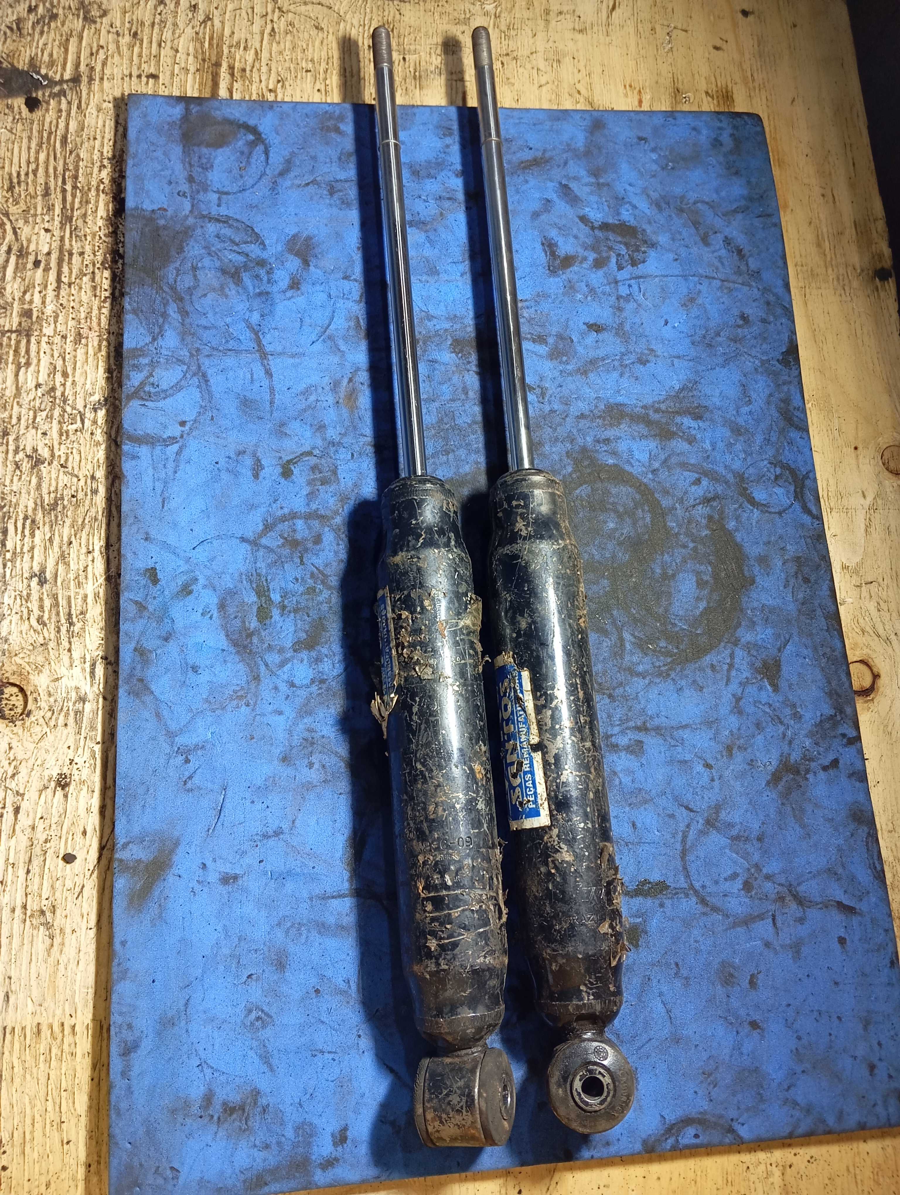 Par De Amortecedor Traseiro Fiat Palio Siena 1996/2016