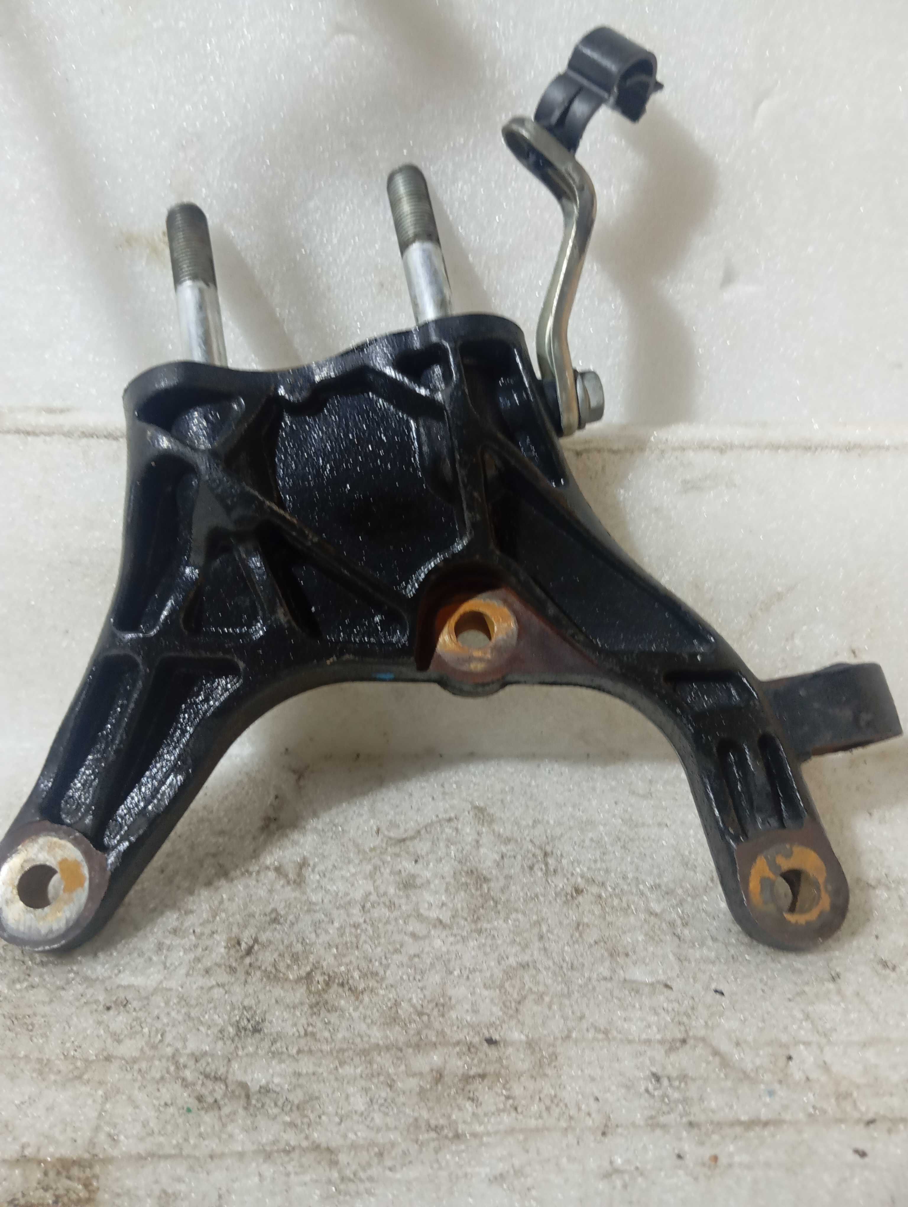 Suporte coxim câmbio Fiat Punto/linea/bravo 1.8 e torq 16V