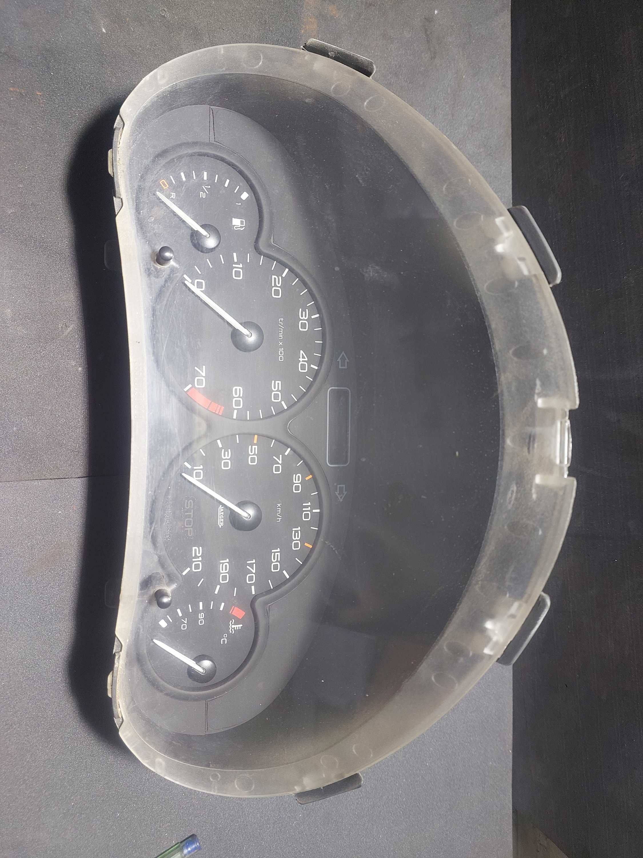 Painel Instrumento Velocímetro Peugeot 206 1999 A 2010