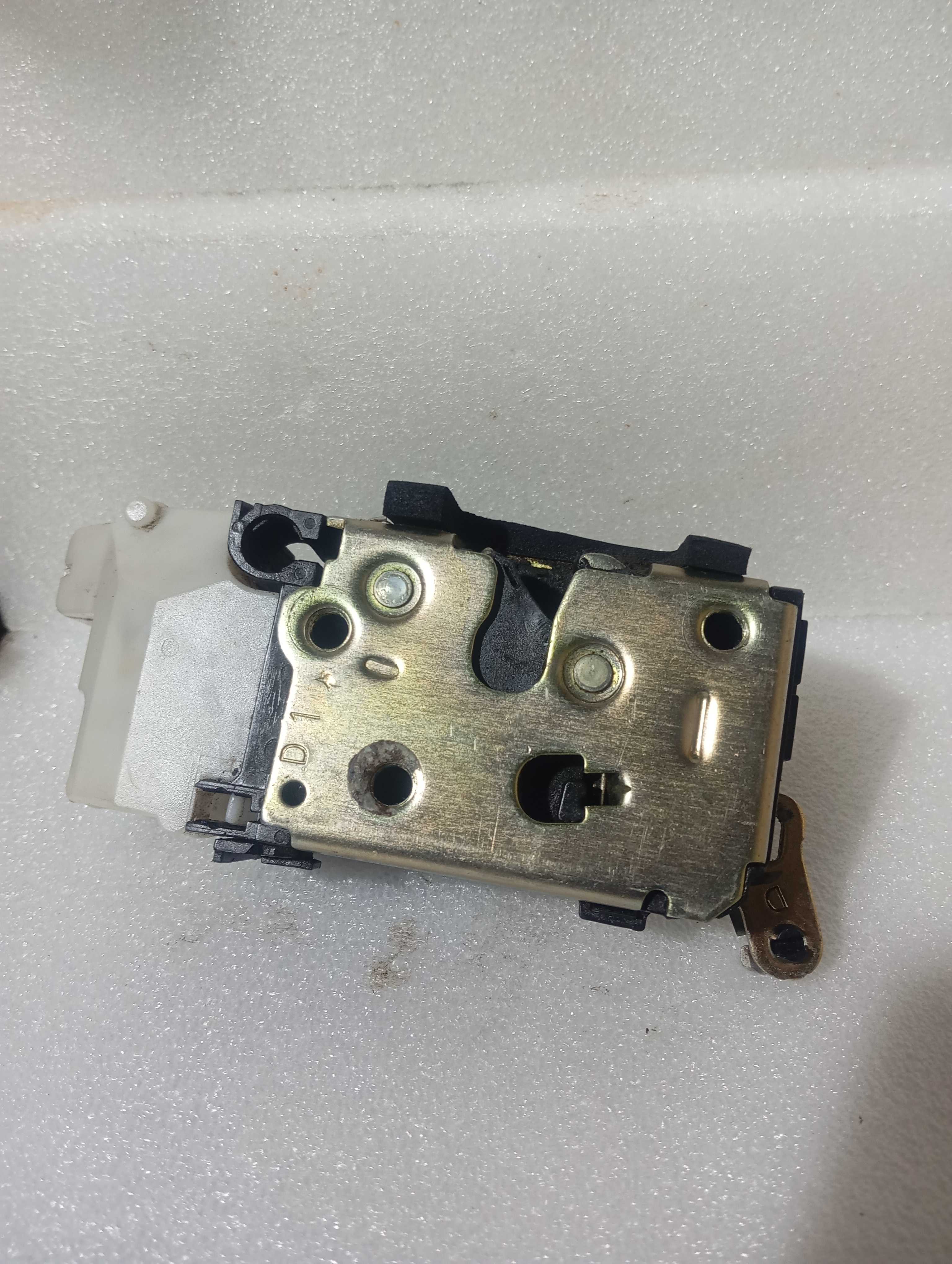 Fechadura Porta Ford Fiesta Dianteira Direita