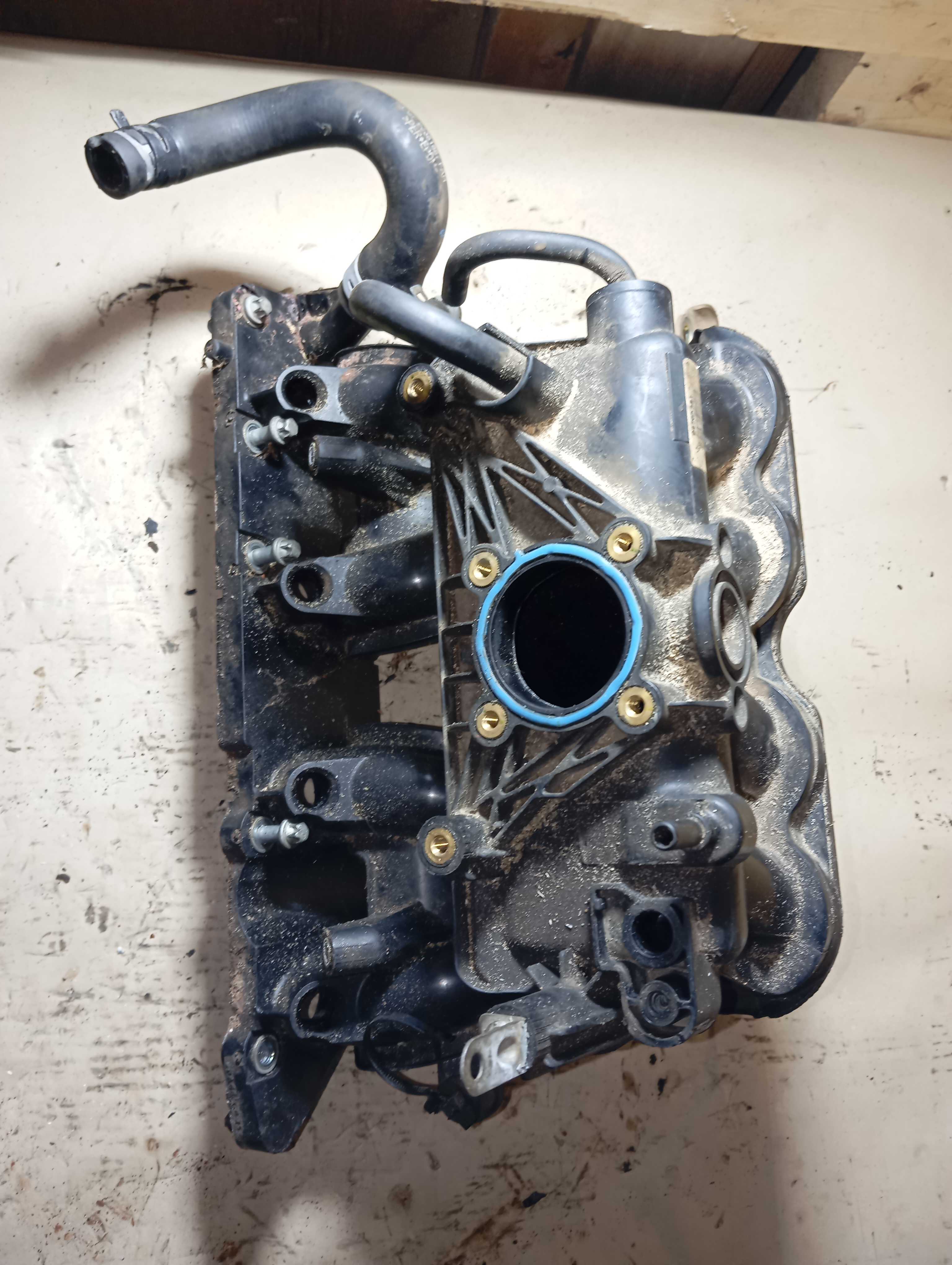 Coletor Admissão 8 Gm Celta Classic Corsa Prisma 2001 A 2014