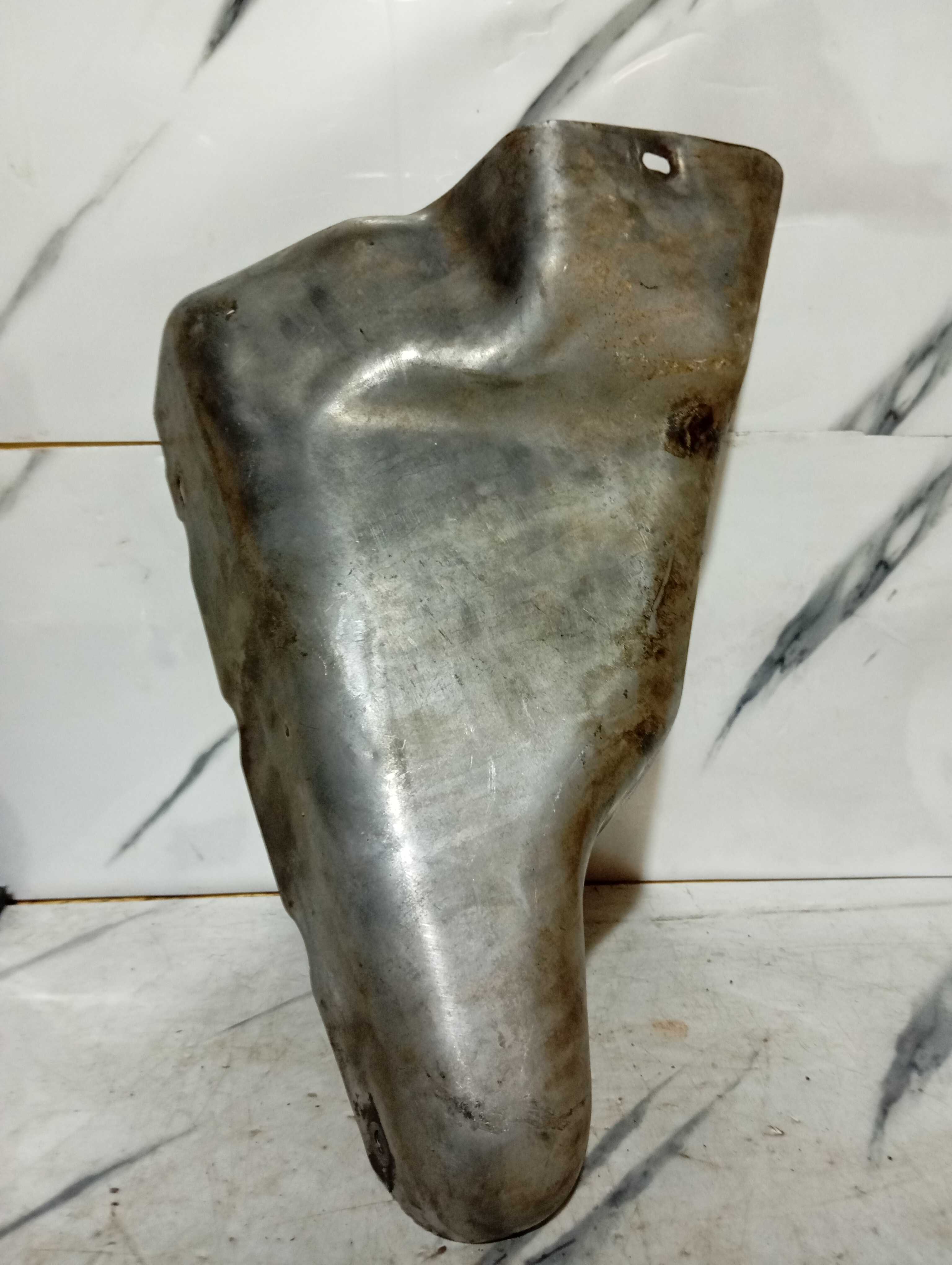 Defletor Protetor De Calor Coletor Escap. Gol 1.0 16 V.