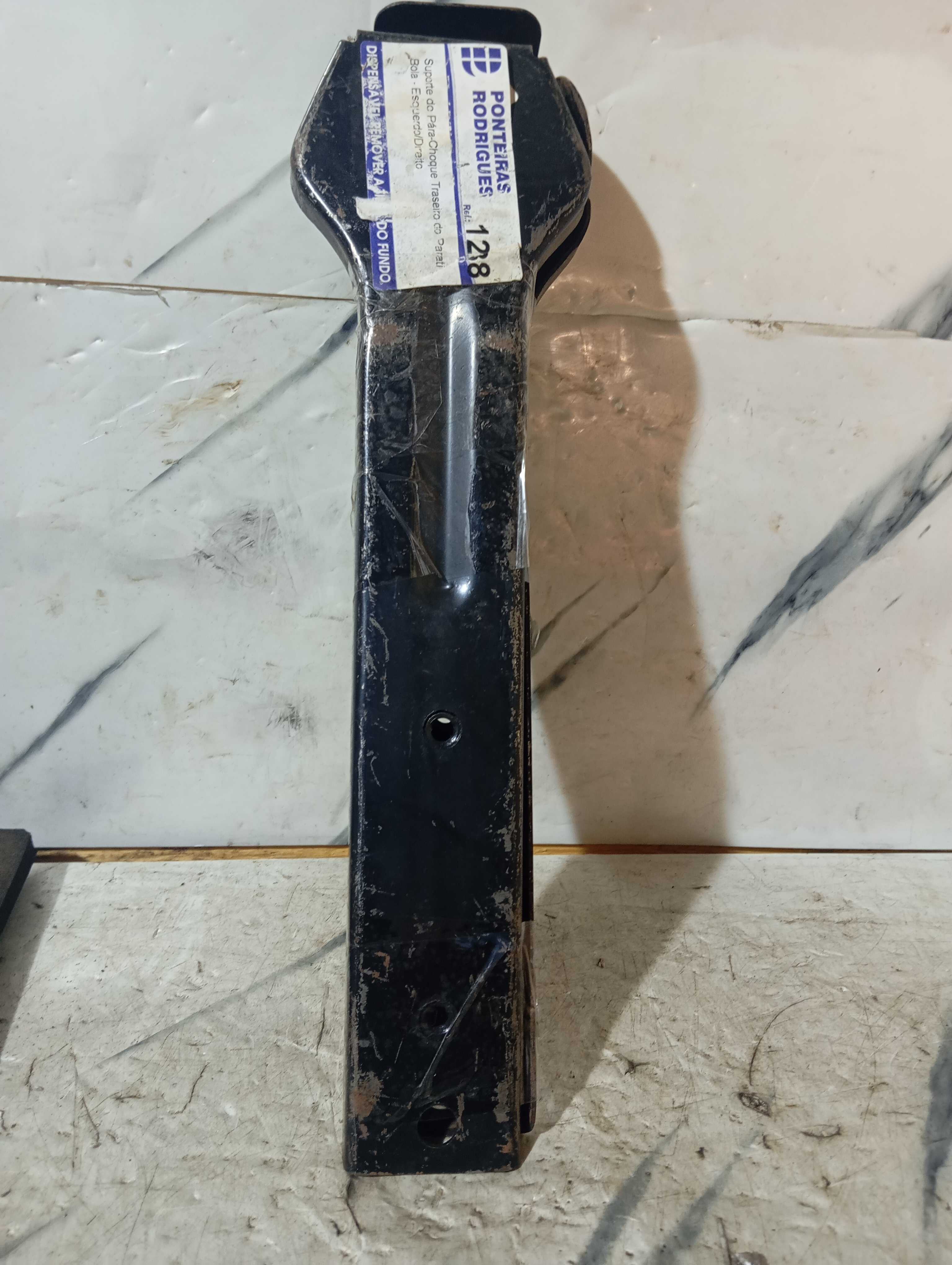 Par Do Suporte Do Parachoque Traseiro Parati Bola