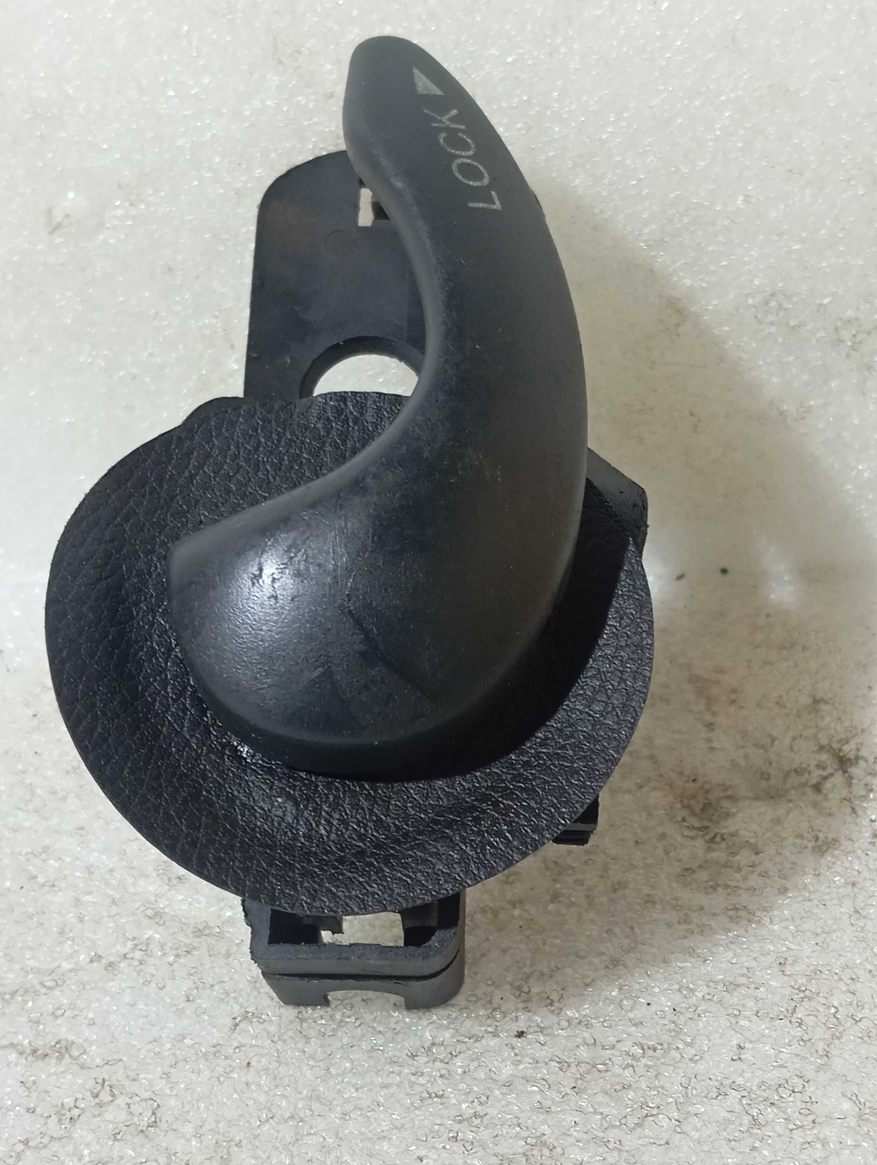 Maçaneta interna fiat palio 1997 a 2013