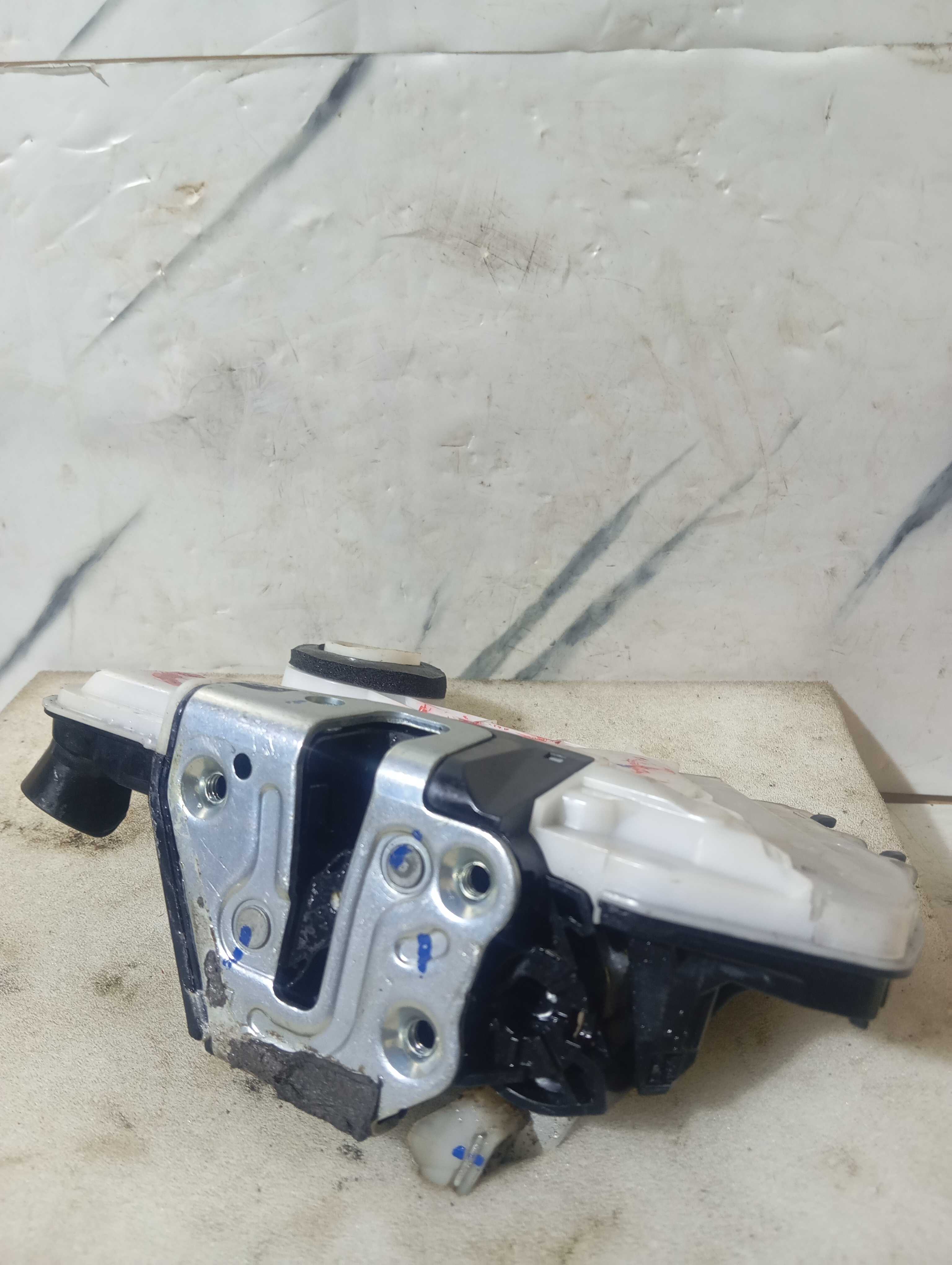 Fechadura Da Porta Do Toyota Corolla Dianteira Esquerda