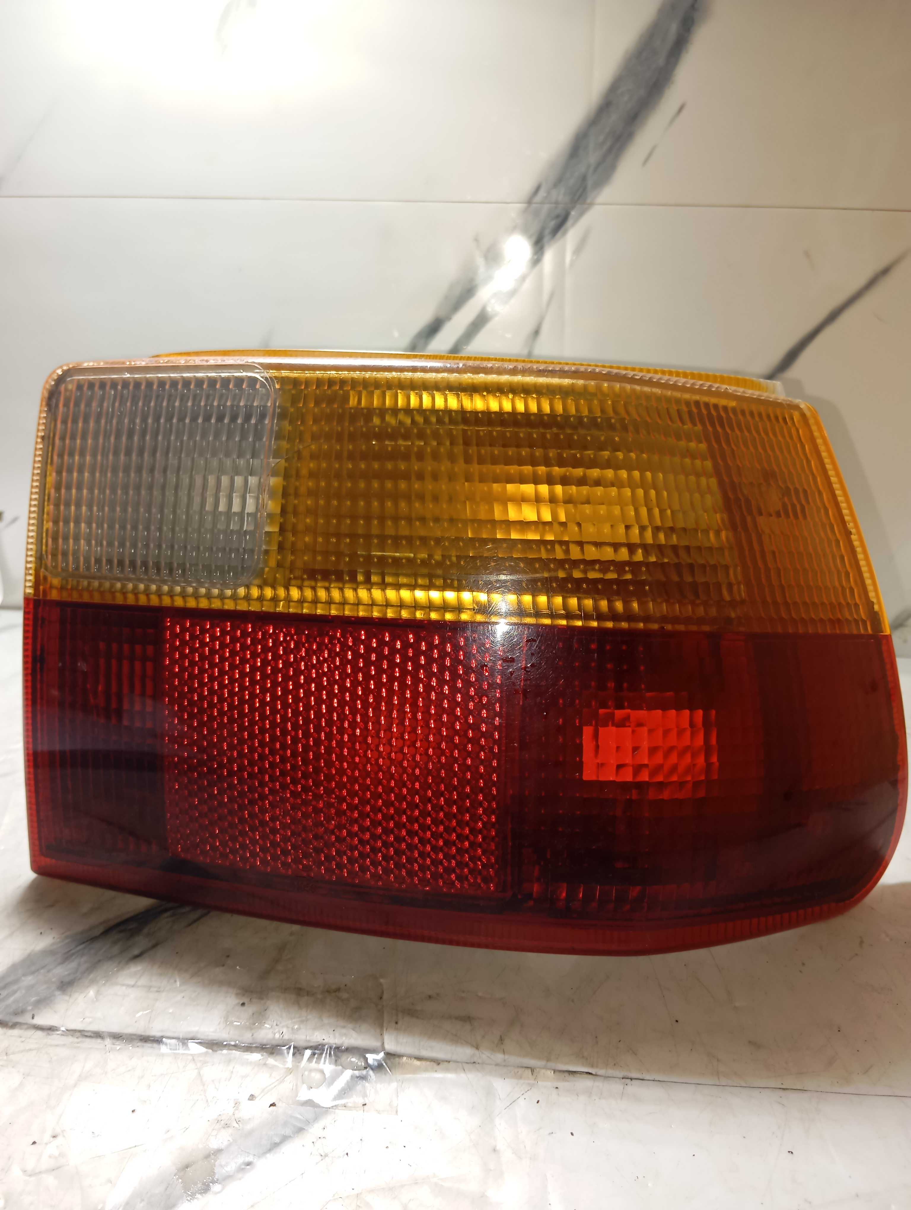 Lanterna Astra Ld Tricolor Depo 93/96 Importado Pq Avaria