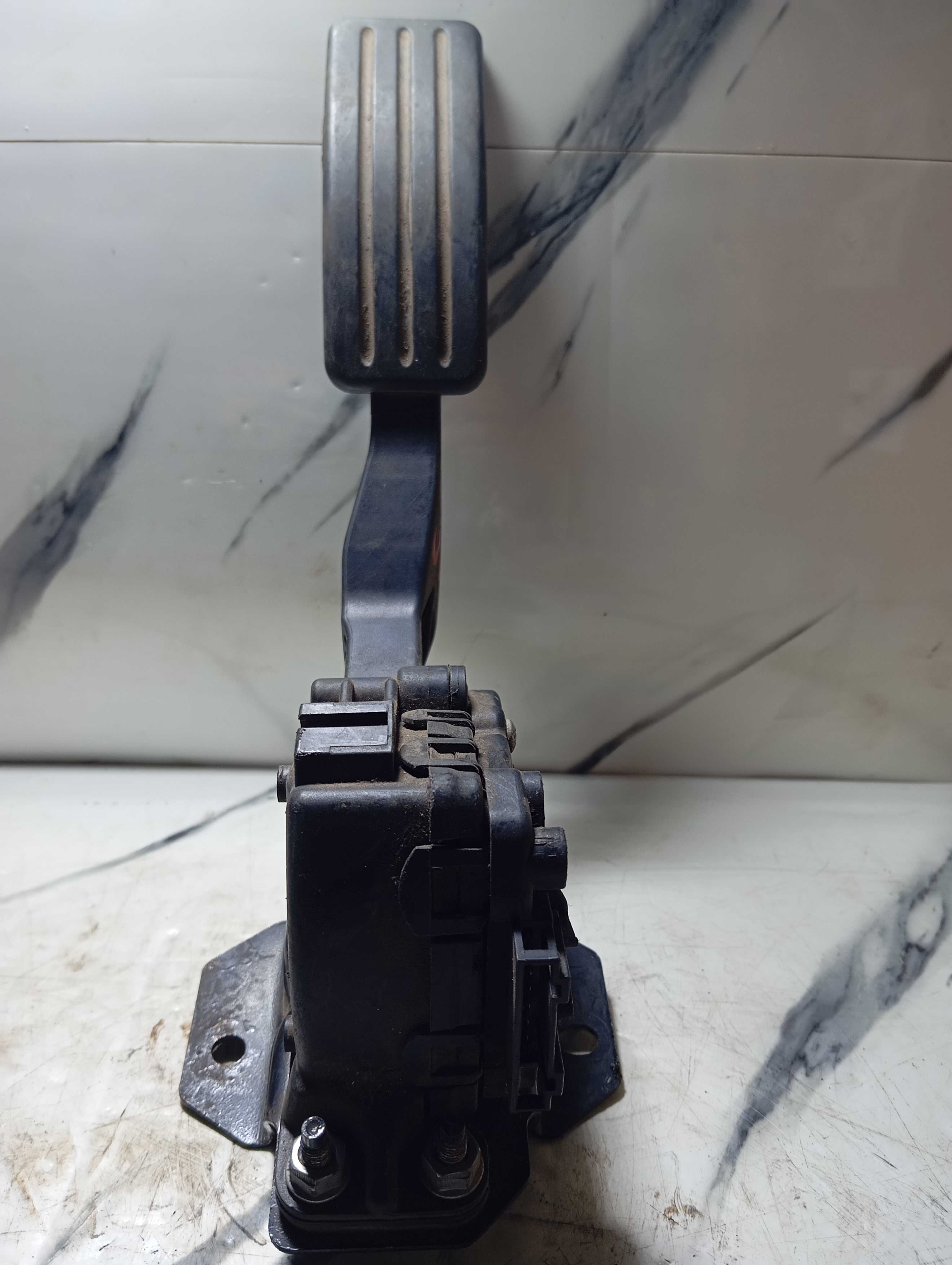 Pedal Acelerador Eletrônico Dust Renault Sandero 2011 A 2011