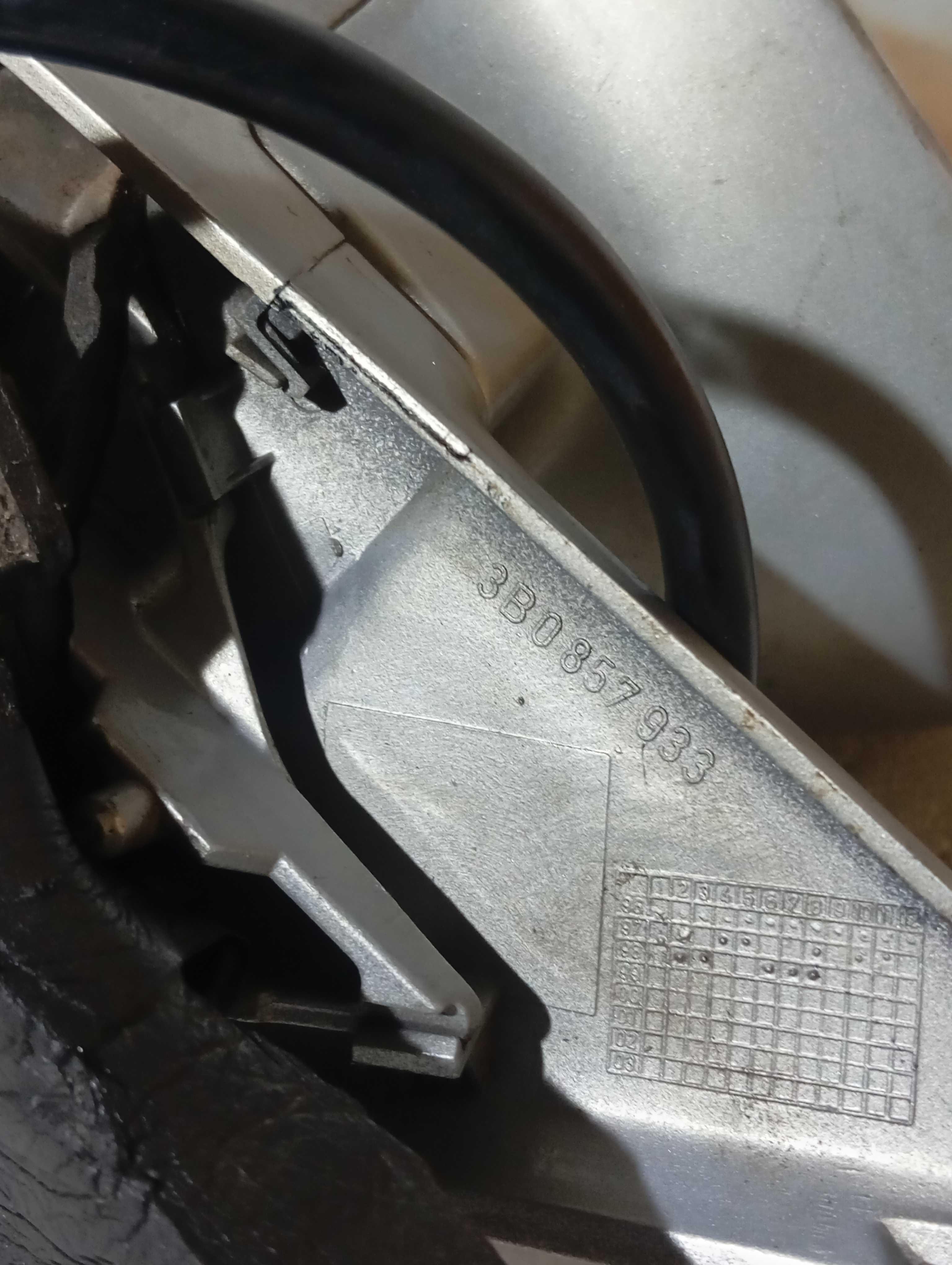 Retrovisor Santana Ano 2003/04 Lado Esquerdo Elétrico