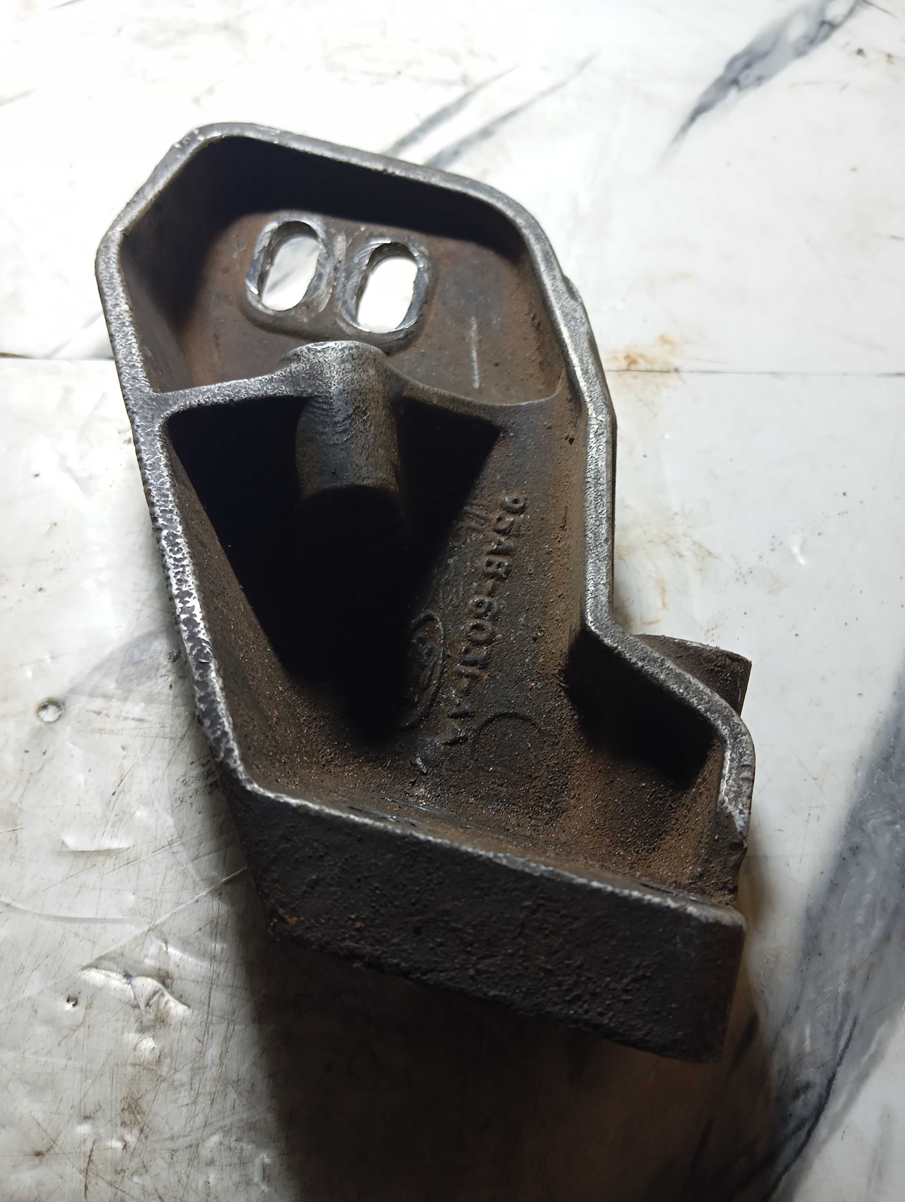 Suporte Superior Coxim Câmbio Ford Escort 1.8 16 V 1998