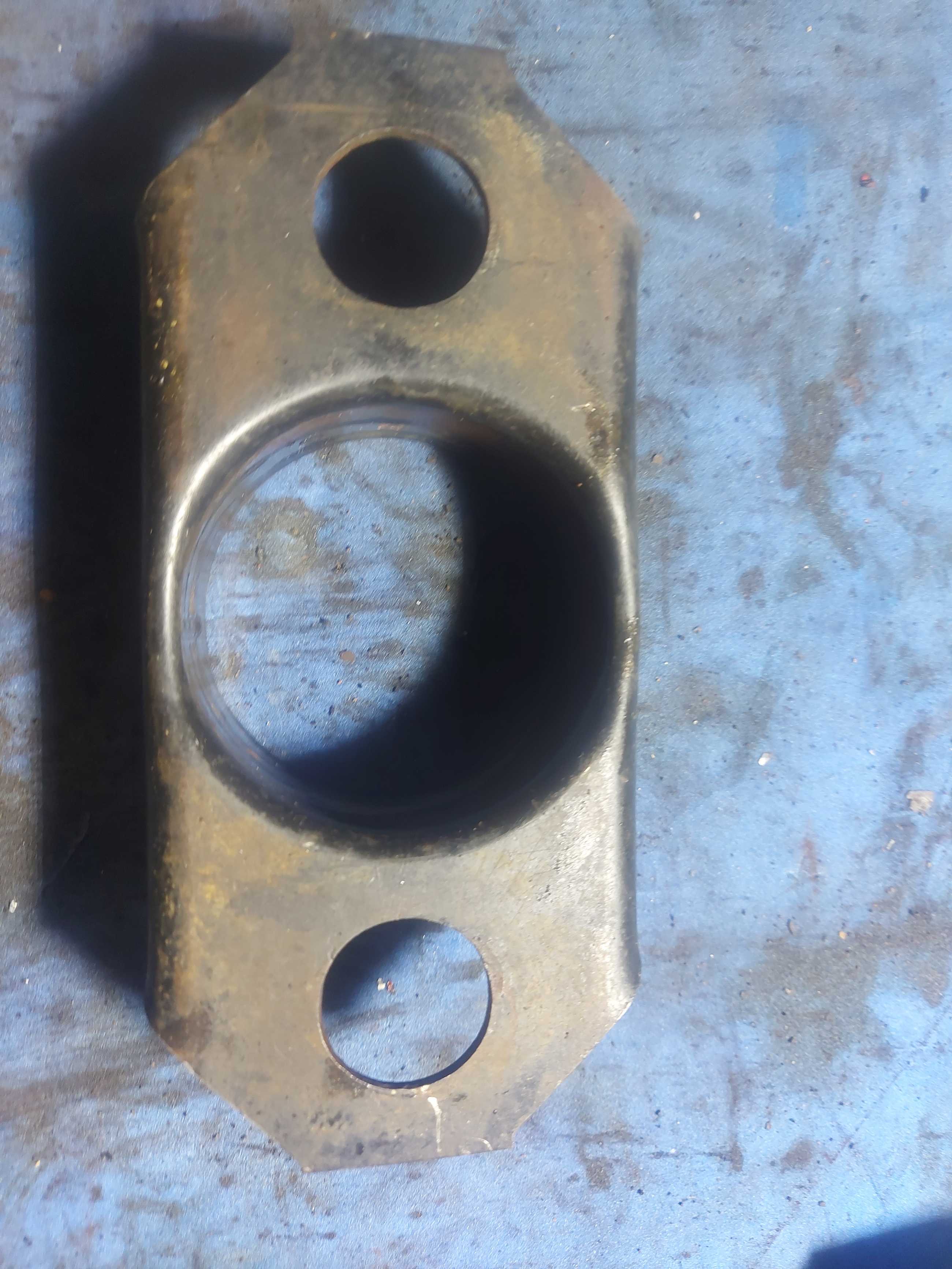 Suporte Dianteiro Do Coxim Do Gol